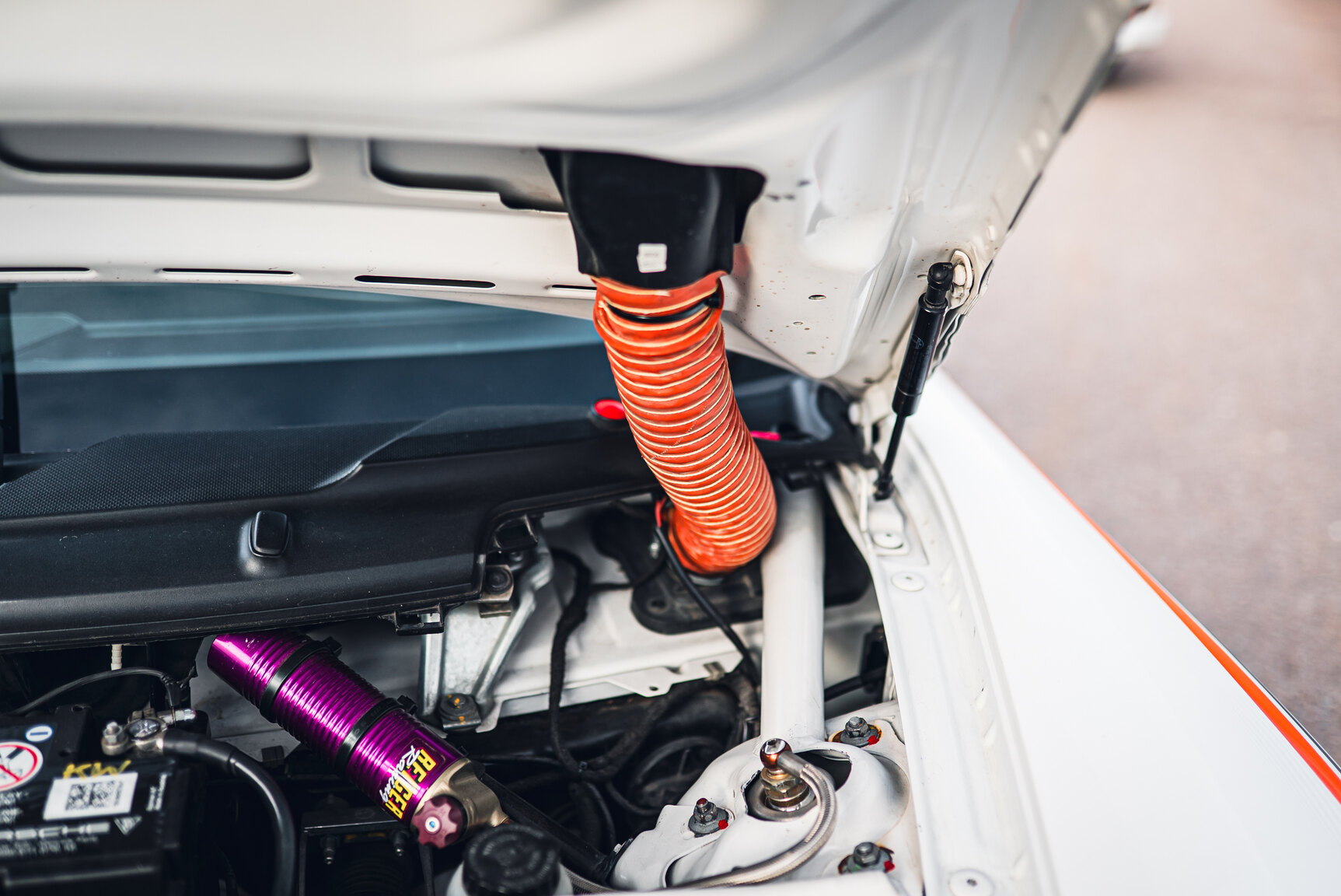Image of 2011 Porsche 911 GT3 Rally Car mechanics