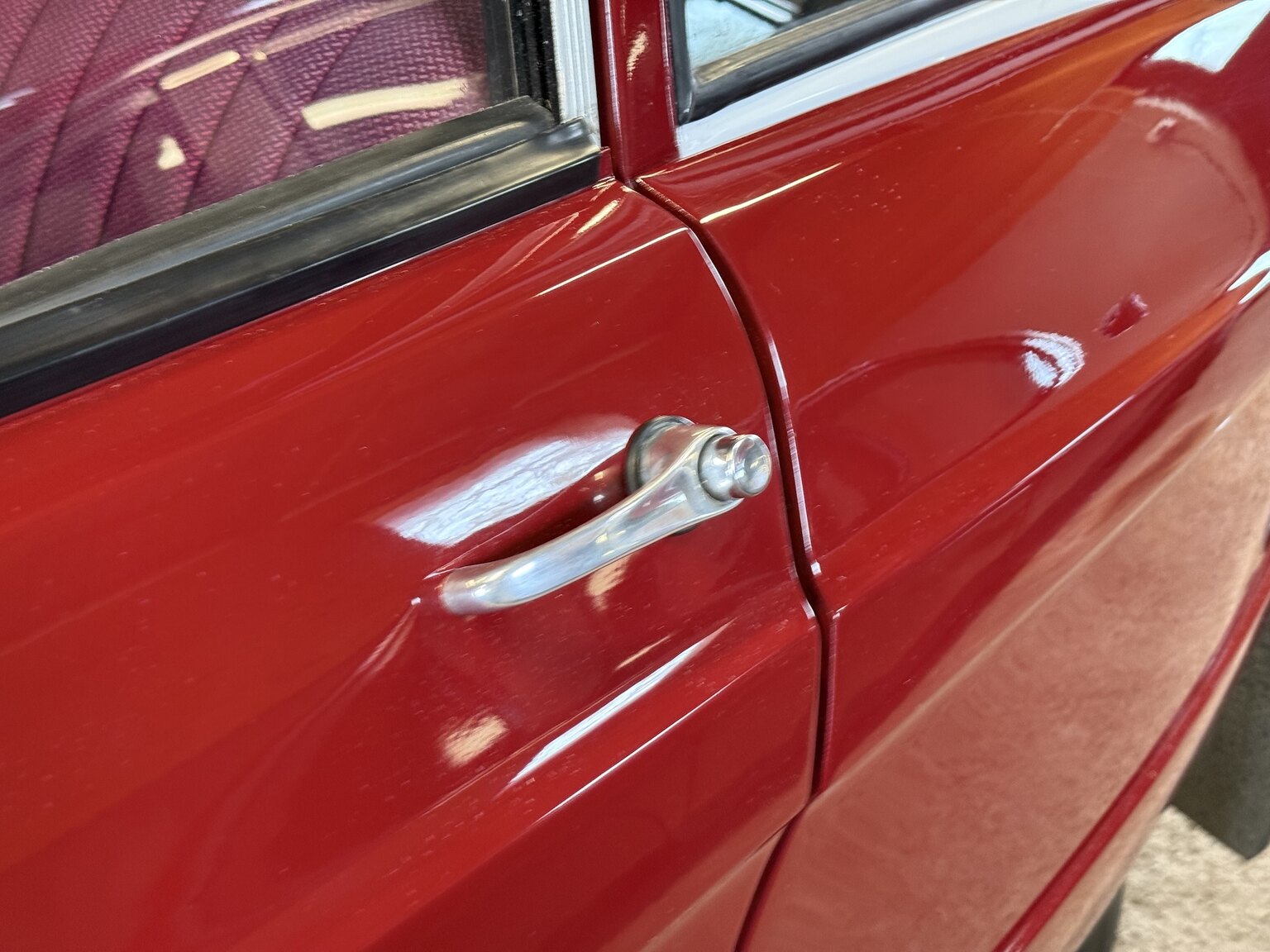 Exterior image of 1967 Citroën Ami 6 Weekend