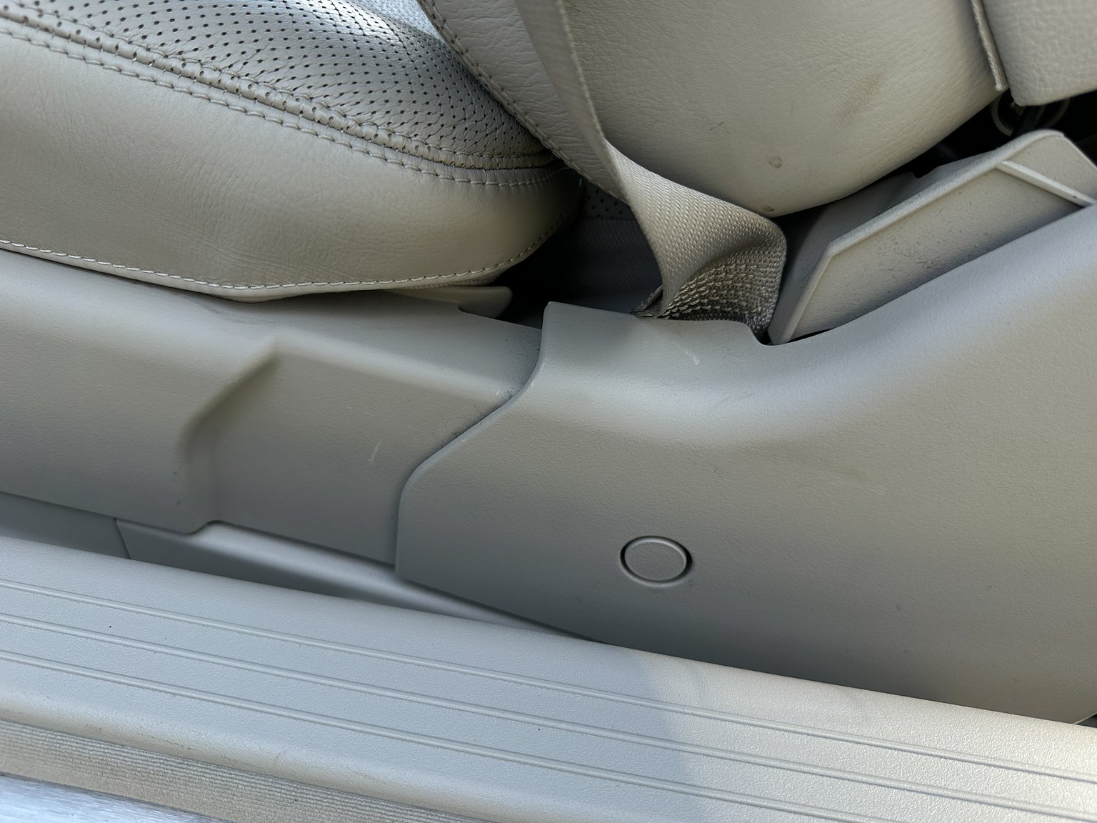 Interior image of 2000 Mercedes-Benz CL 500