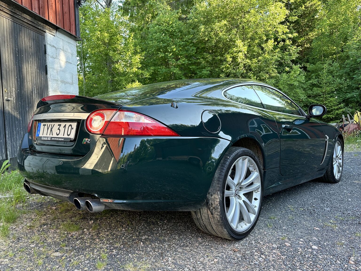 Exteriörbild på 2007 Jaguar XKR