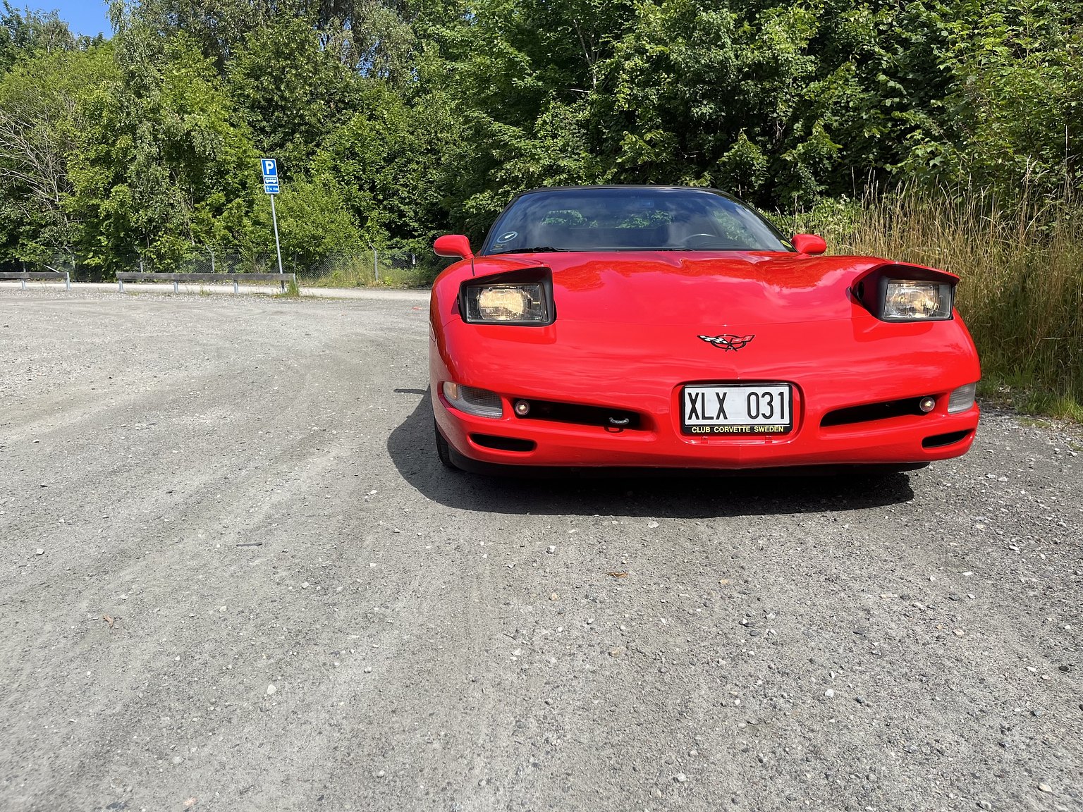 Exterior image of 2000 Chevrolet Corvette Cabriolet