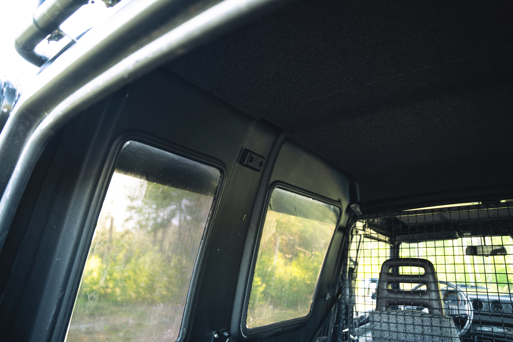 Interior image of 1987 Suzuki SJ413 long