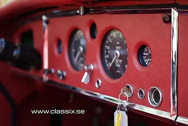 #<Image:0x00007fe2b49698a0>