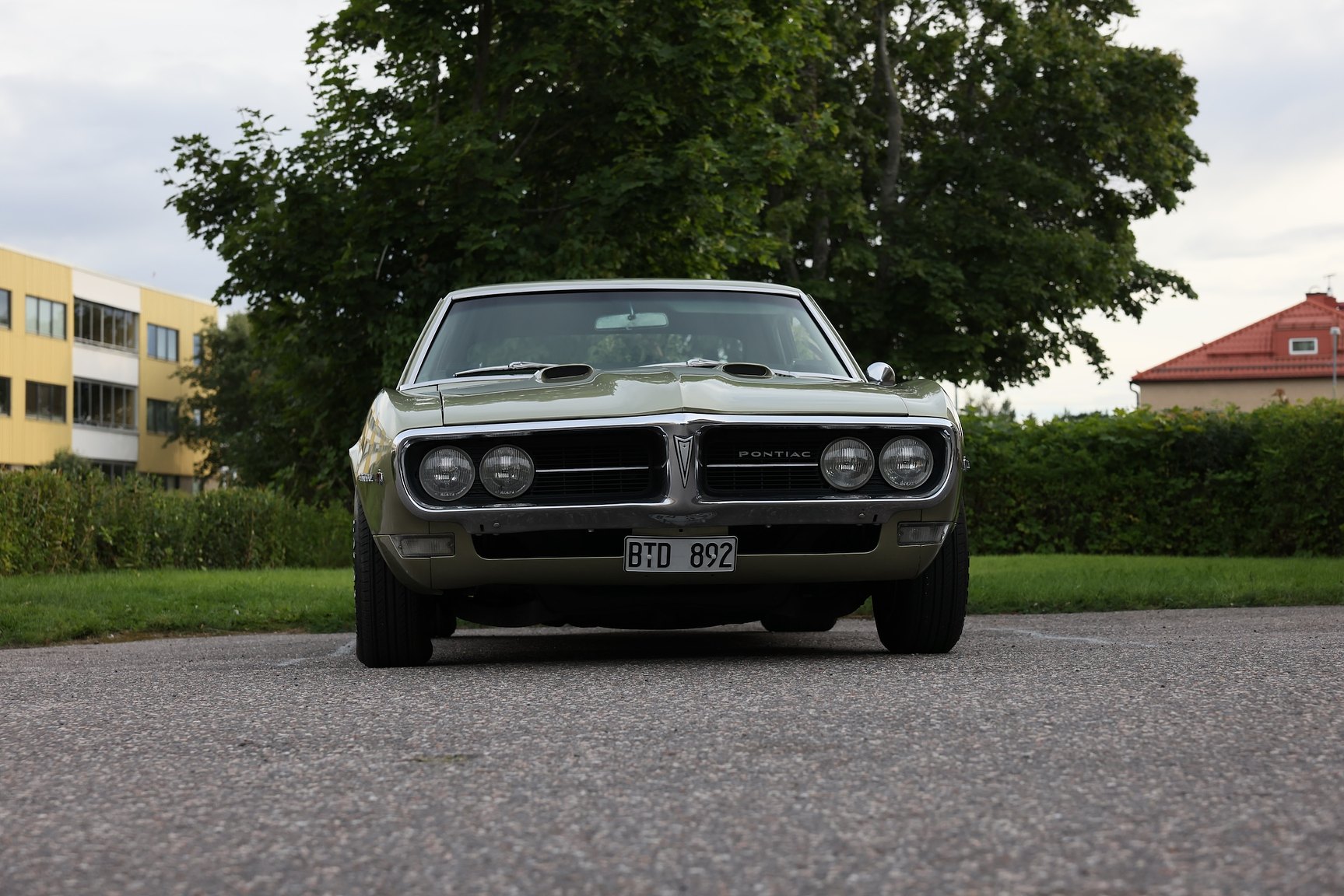 Exterior image of 1968 Pontiac Firebird 400 Ram Air