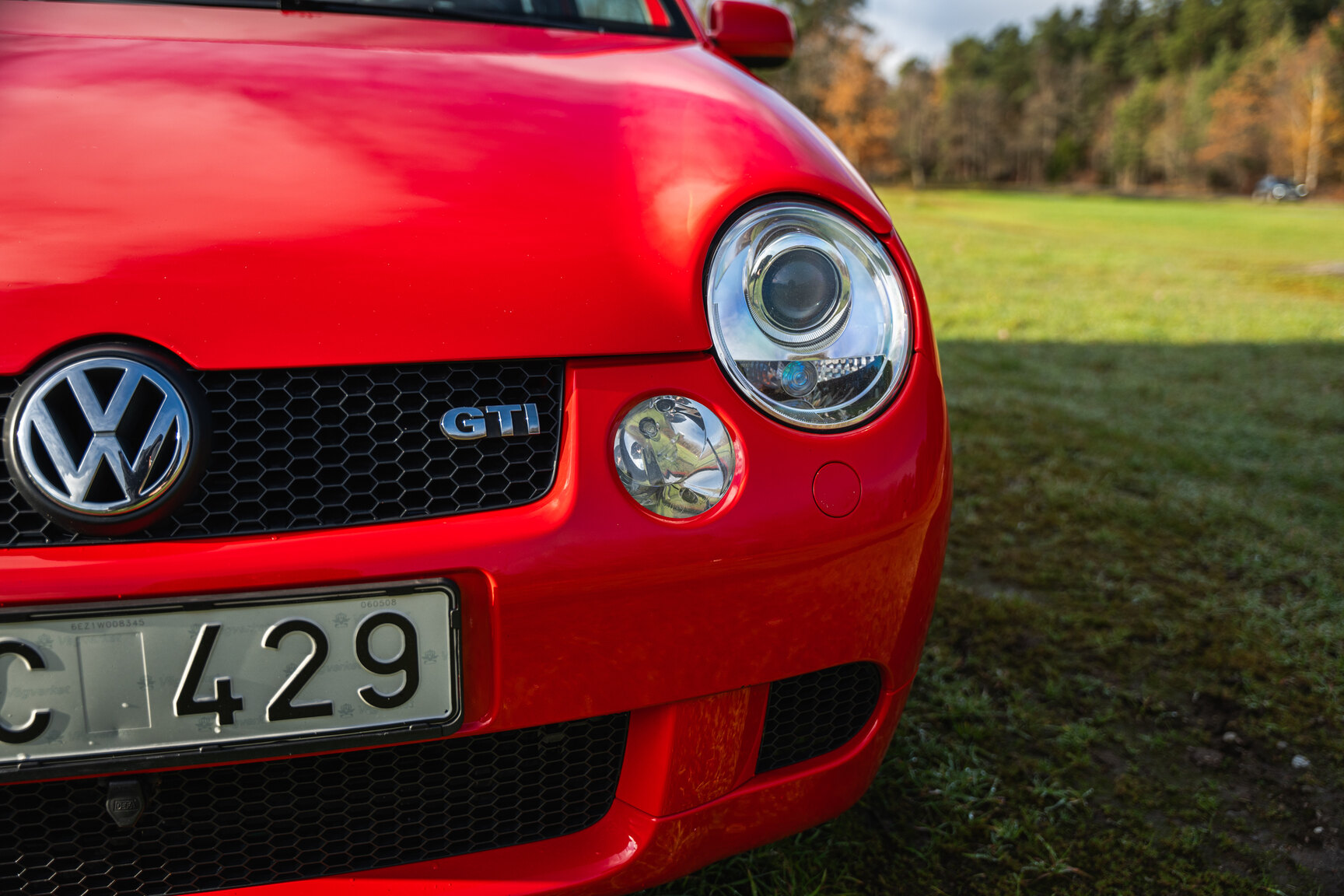 Exterior image of 2001 VW Lupo GTI