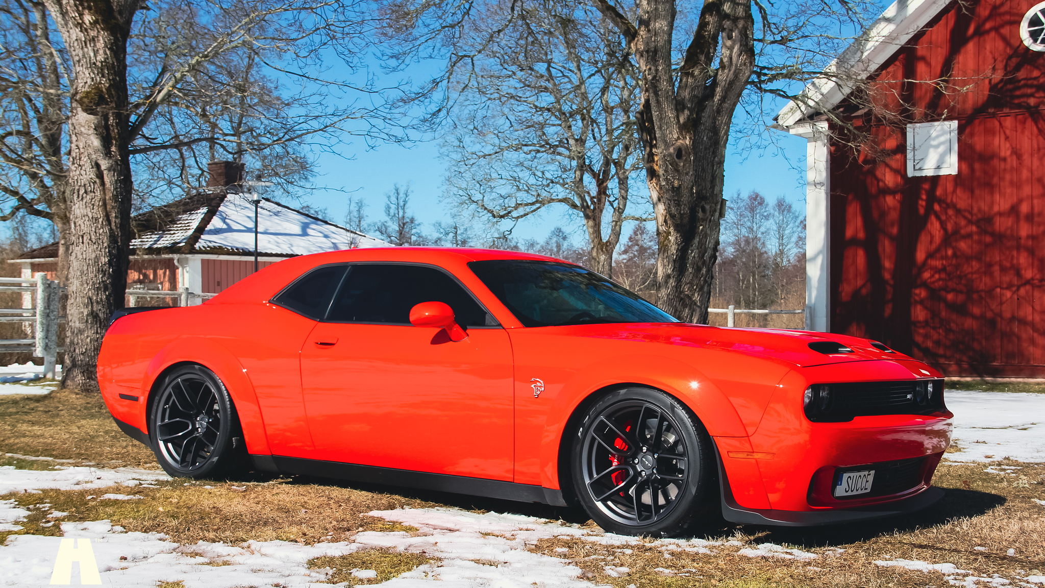 Exteriörbild på 2019 Dodge Challenger Hellcat (15)