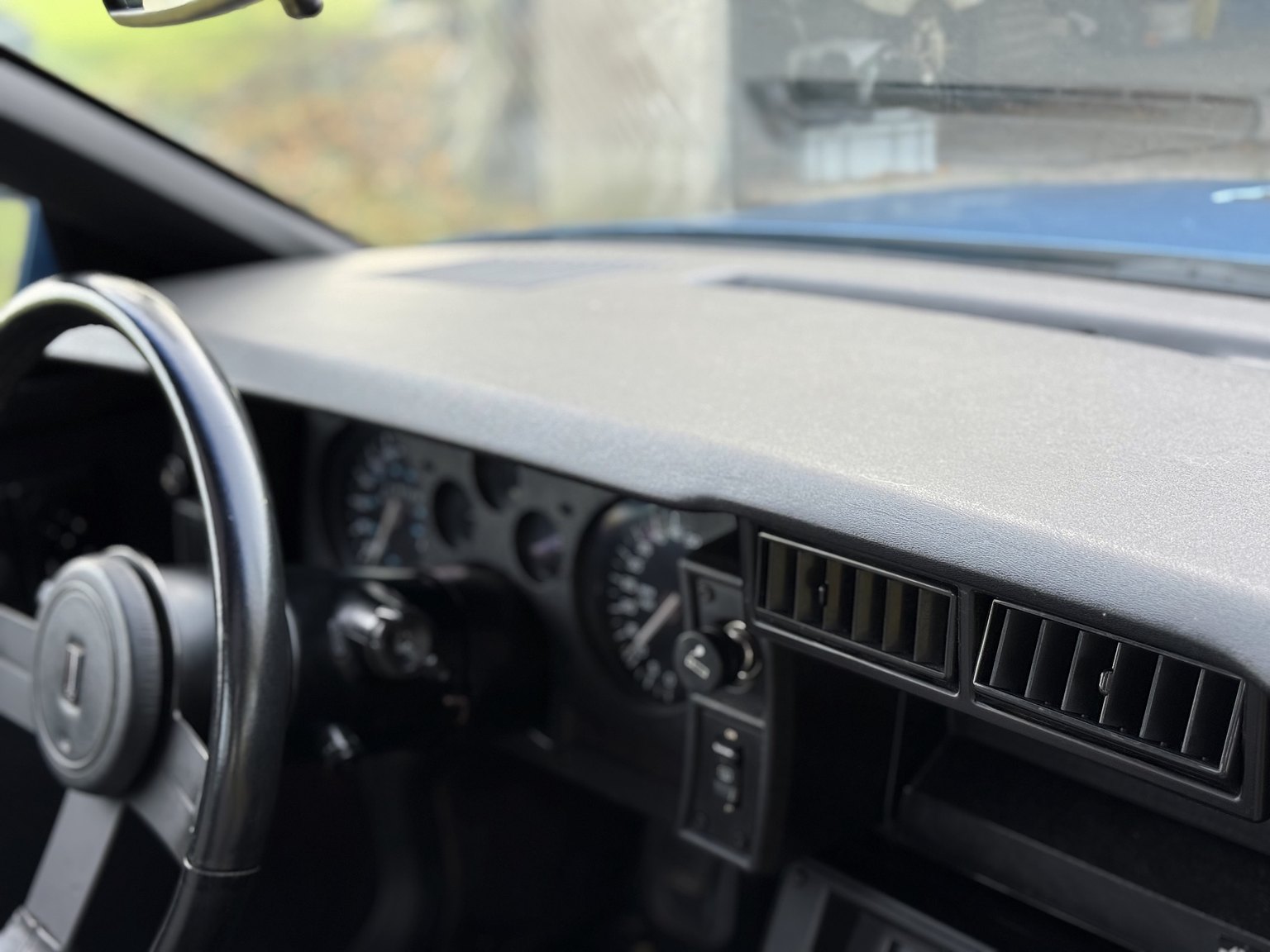 Interiörbild 1985 Chevrolet Camaro IROC-Z – NO RESERVE