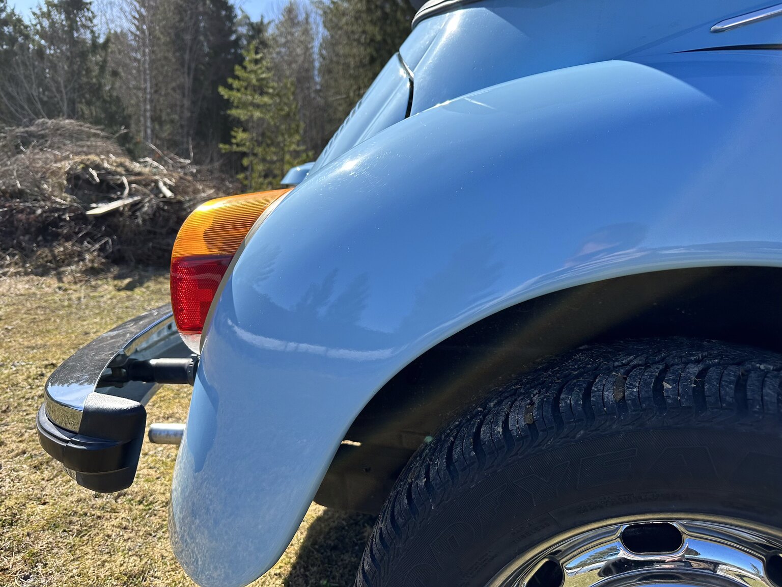 Exteriörbild på 1979 Volkswagen Beetle 1303 Käfer