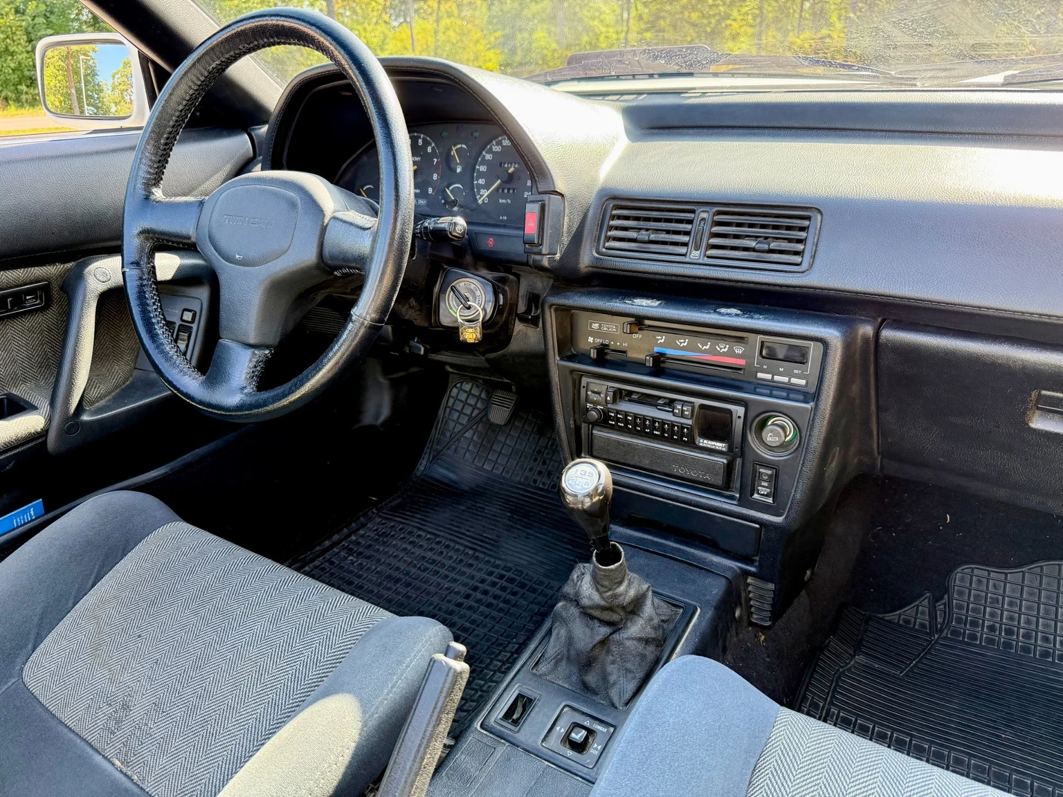 Innenraumfoto von 1988 Toyota Celica Cabriolet (26)