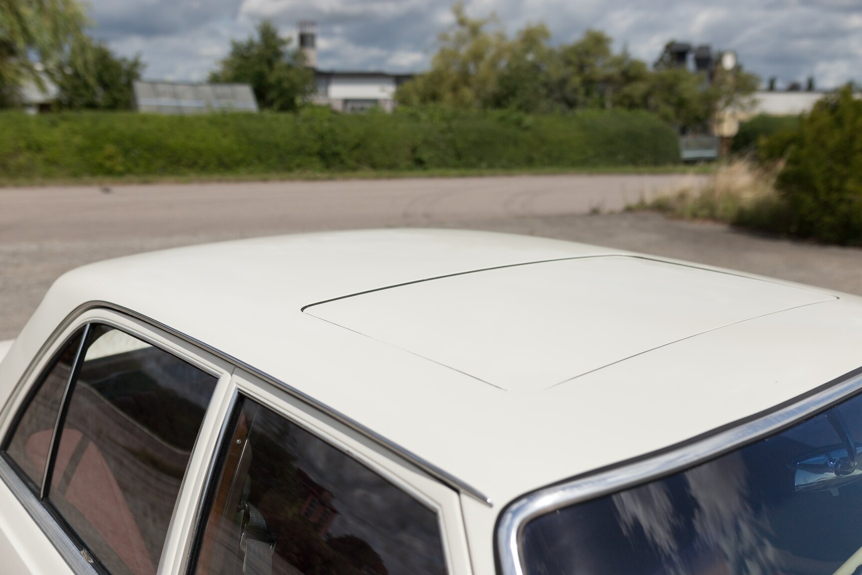 Exteriörbild på 1966  Mercedes-Benz 250 