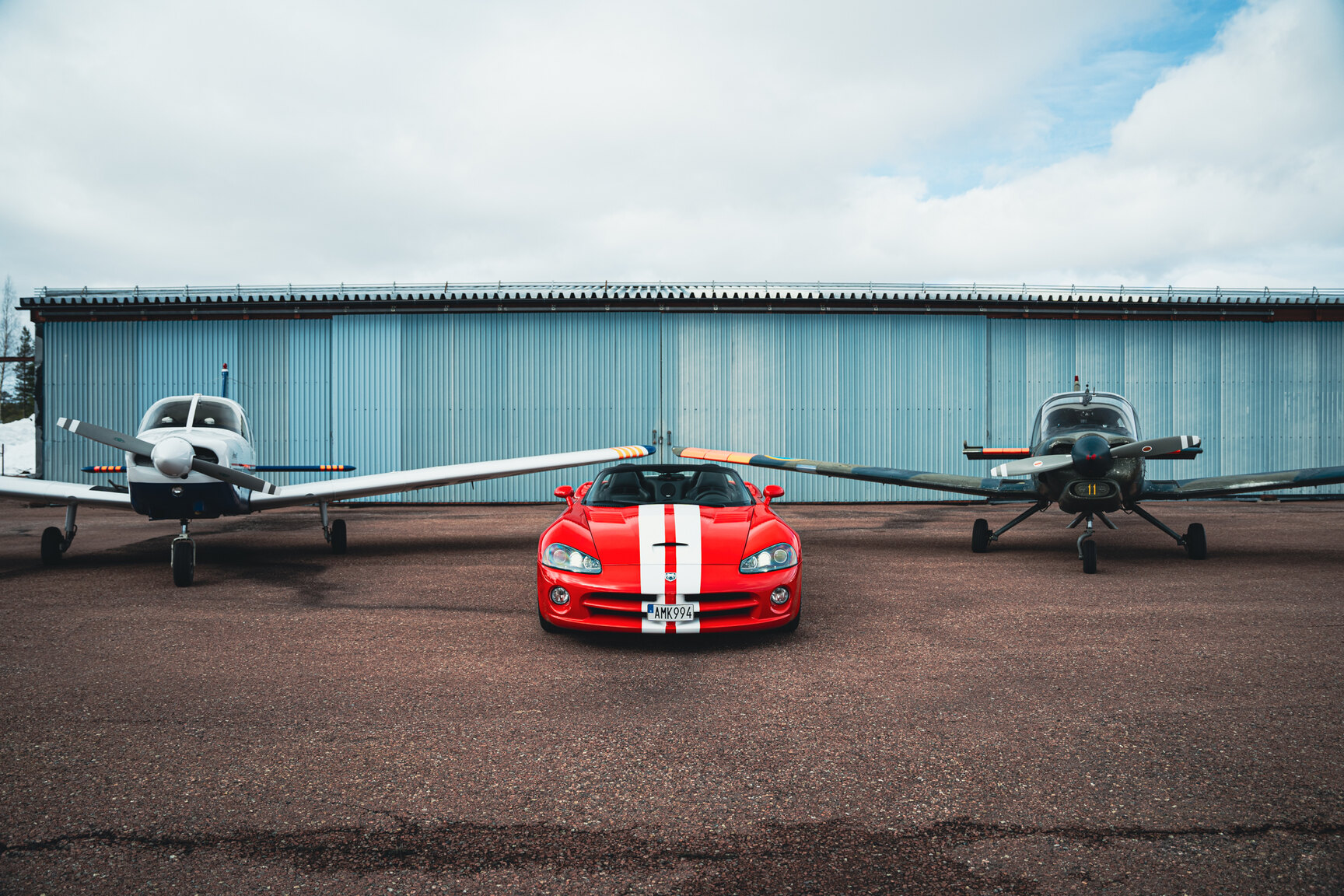 Exteriörbild på 2003 Dodge Viper SRT-10