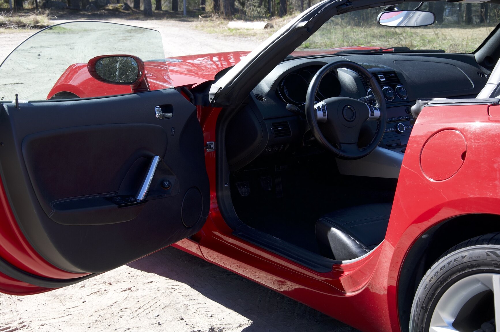 Interior image of 2007 Opel GT 2.0 Turbo