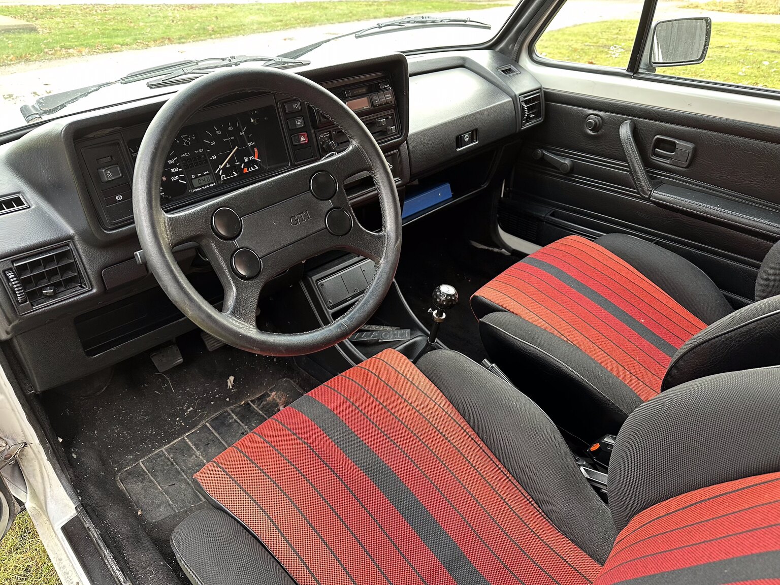 Interiörbild 1984 Volkswagen Golf GTI Special