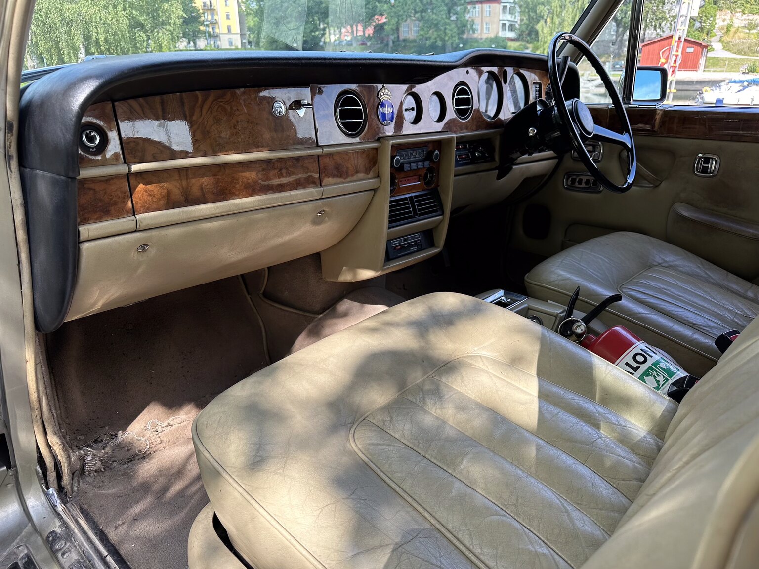 Interior image of 1979 Rolls Royce Silver Shadow