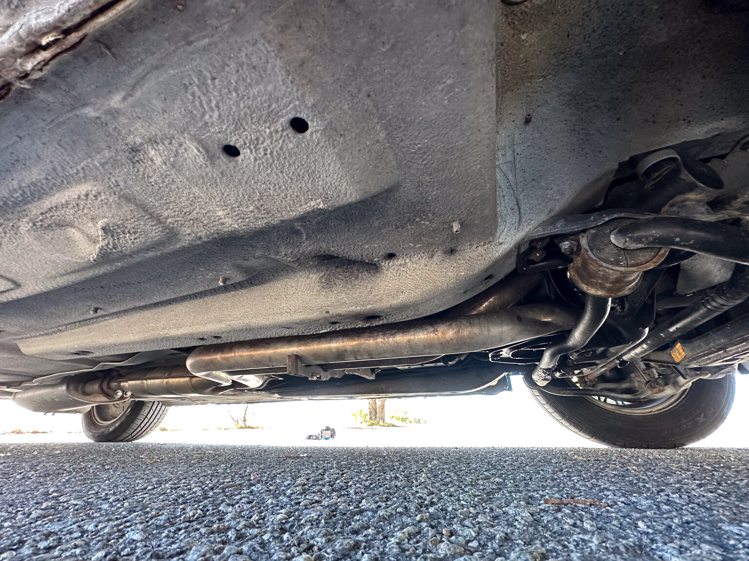 Image of 1994 BMW 520i E34 mechanics