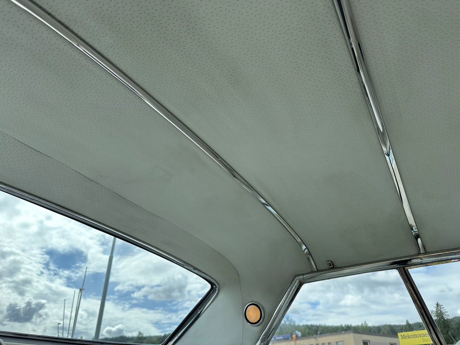 Interiörbild 1964 Chrysler 300K