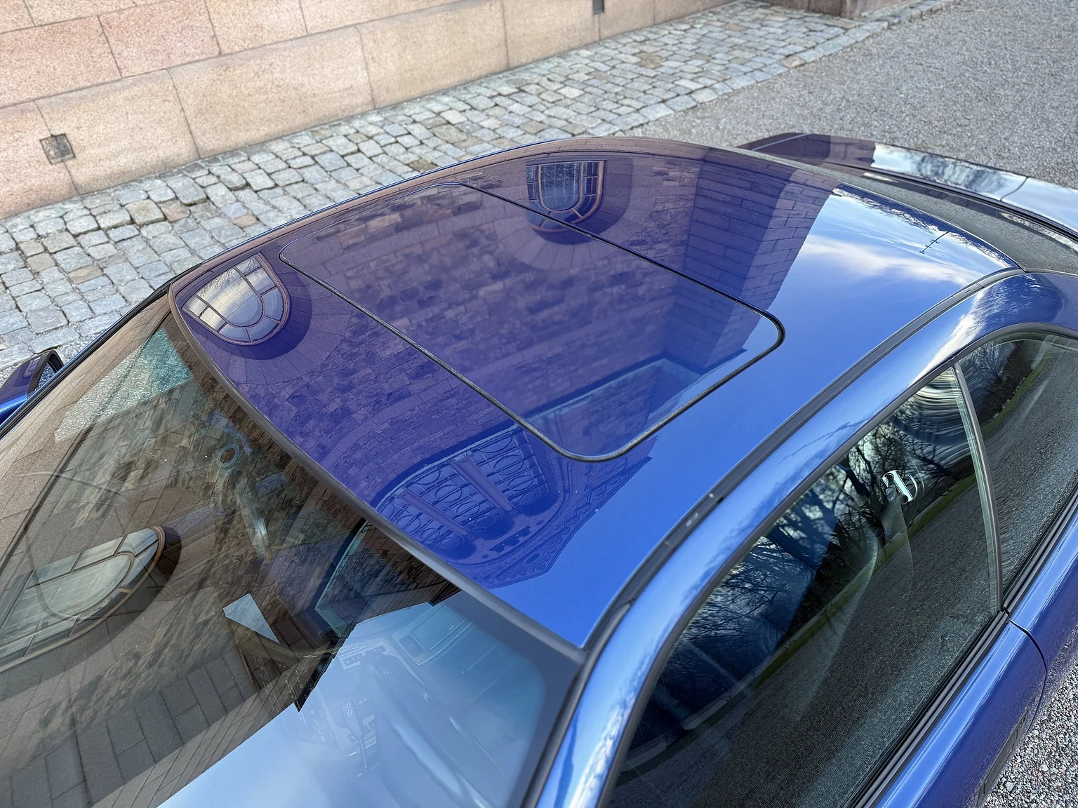 Exteriörbild på 1992 BMW 850iA - No Reserve (36)