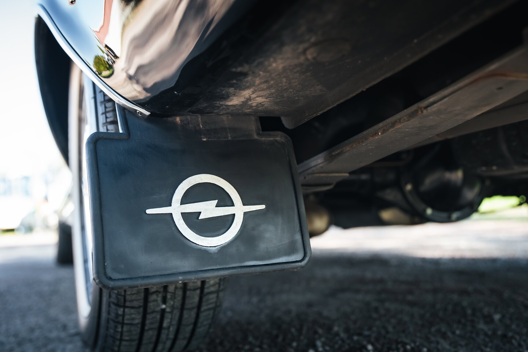 Exteriörbild på 1966 Opel Diplomat Coupé 5.4