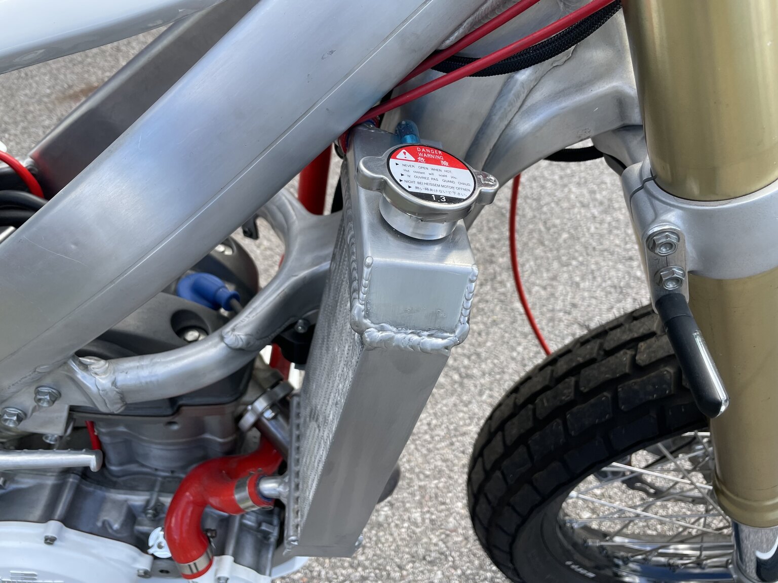 Exteriörbild på 2006 Marcus Moto Design CRF Tracker