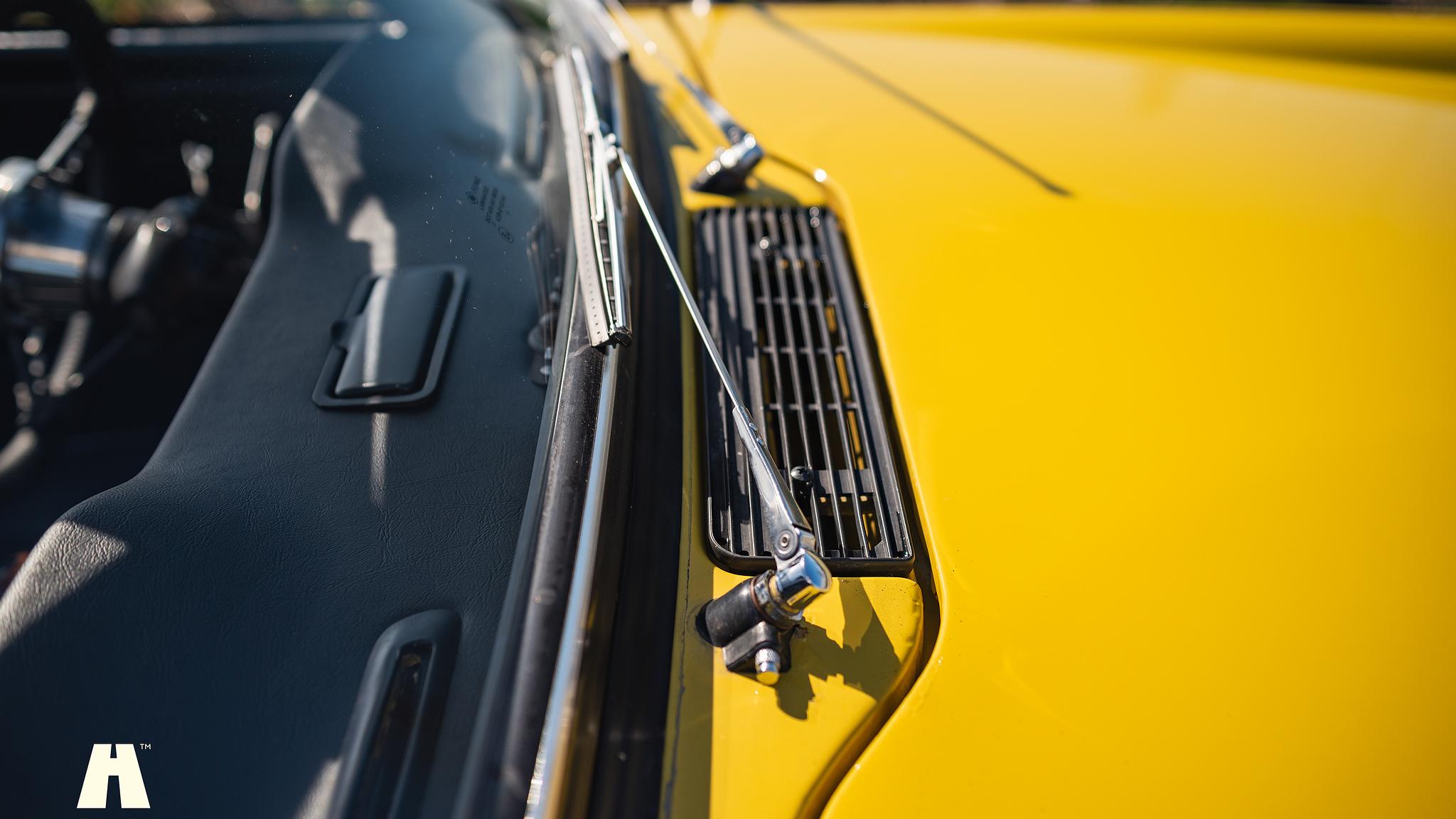 Exterior image of 1974 Triumph TR6 (34)