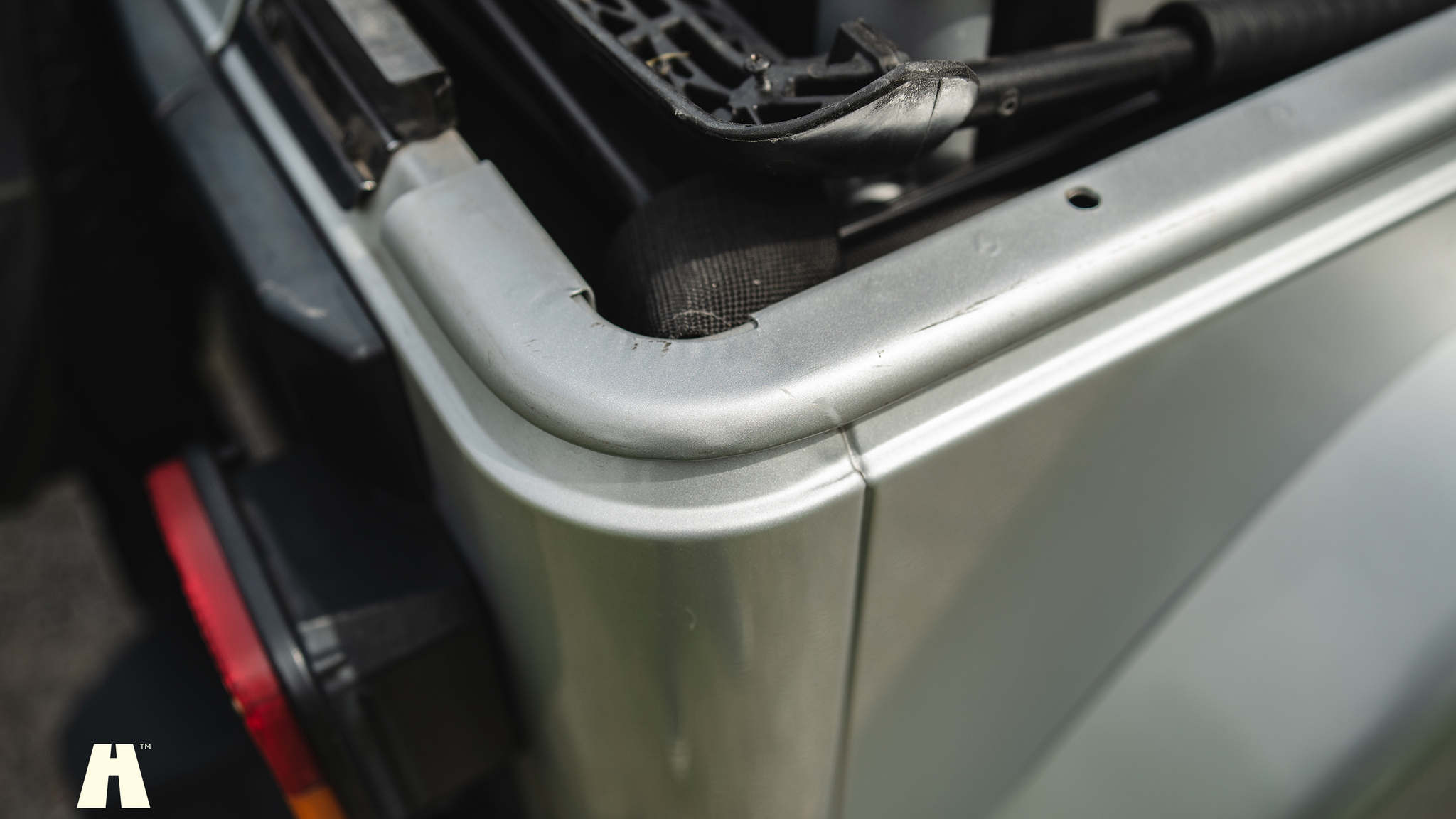 Exteriörbild på 2006 Jeep Wrangler 4.0L Sahara 