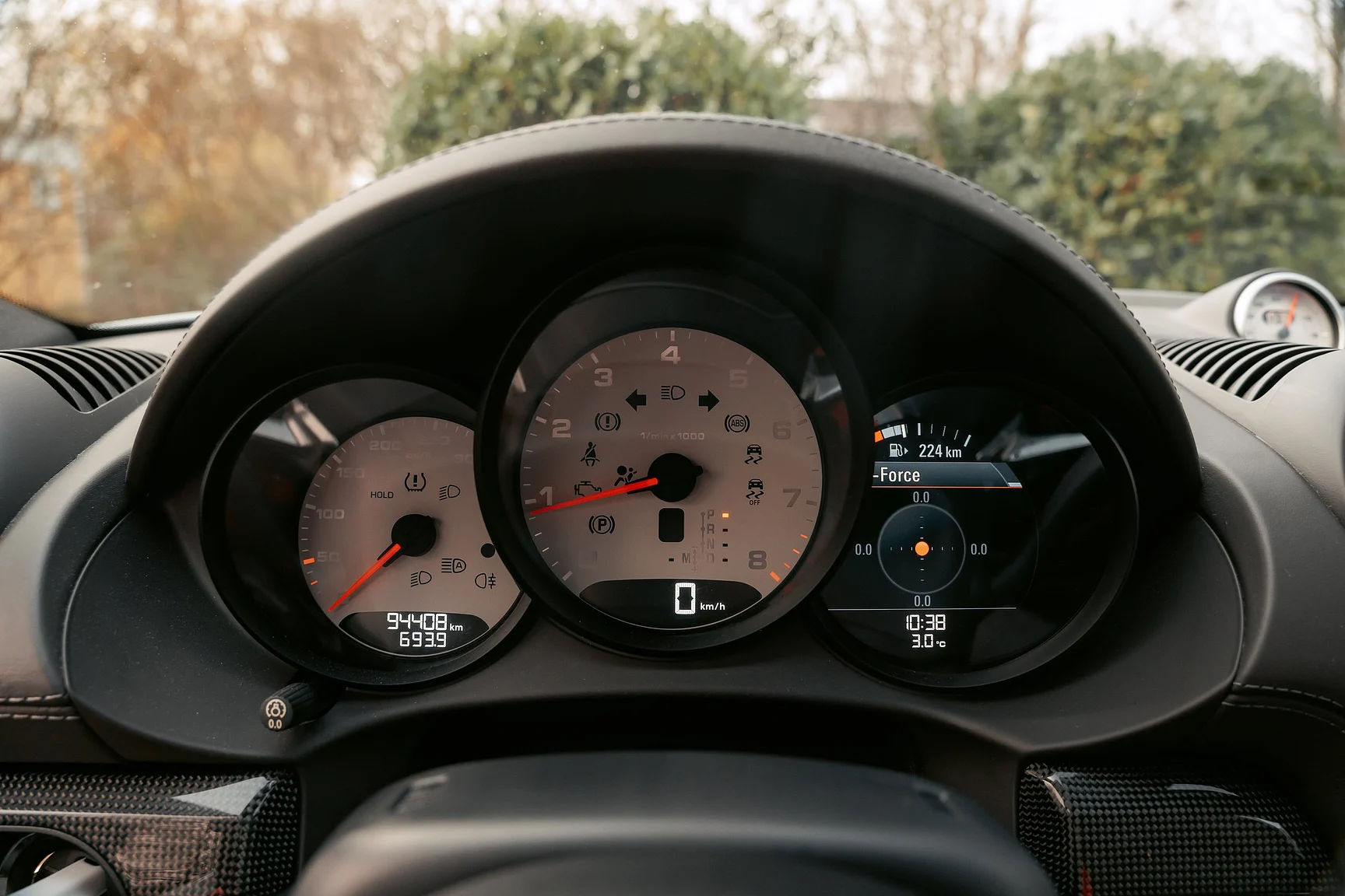 Innenraumfoto von 2017 Porsche 718 Cayman S (16)