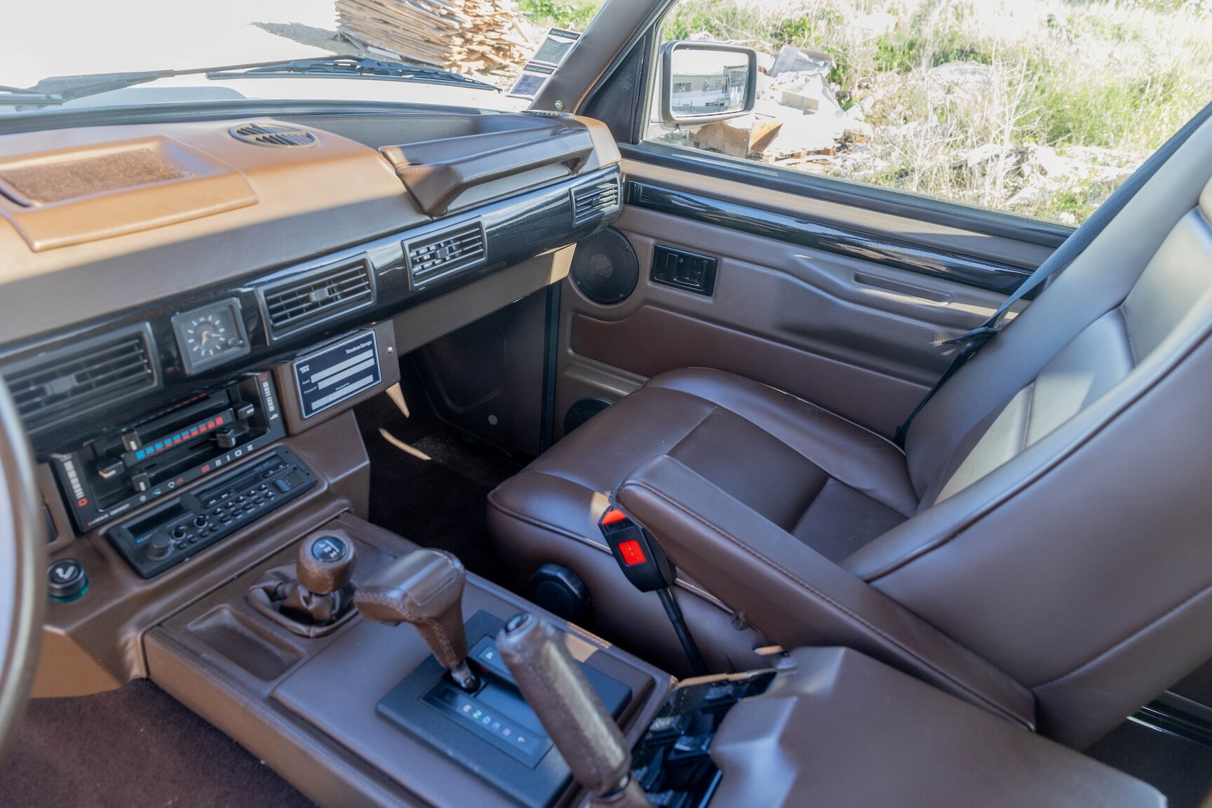 Innenraumfoto von 1991 Range Rover Restomod