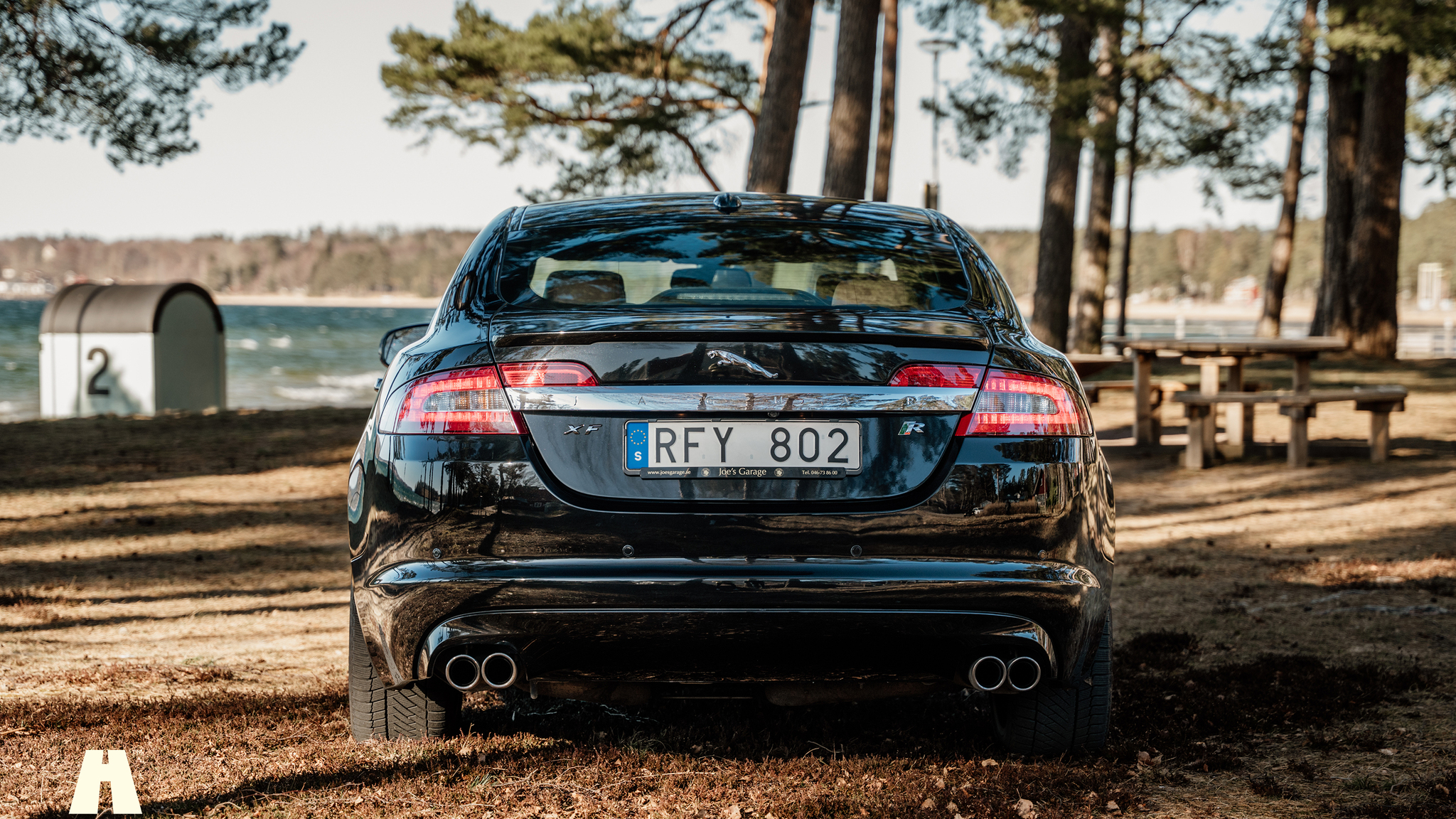Exterior image of 2010 Jaguar XFR (6)