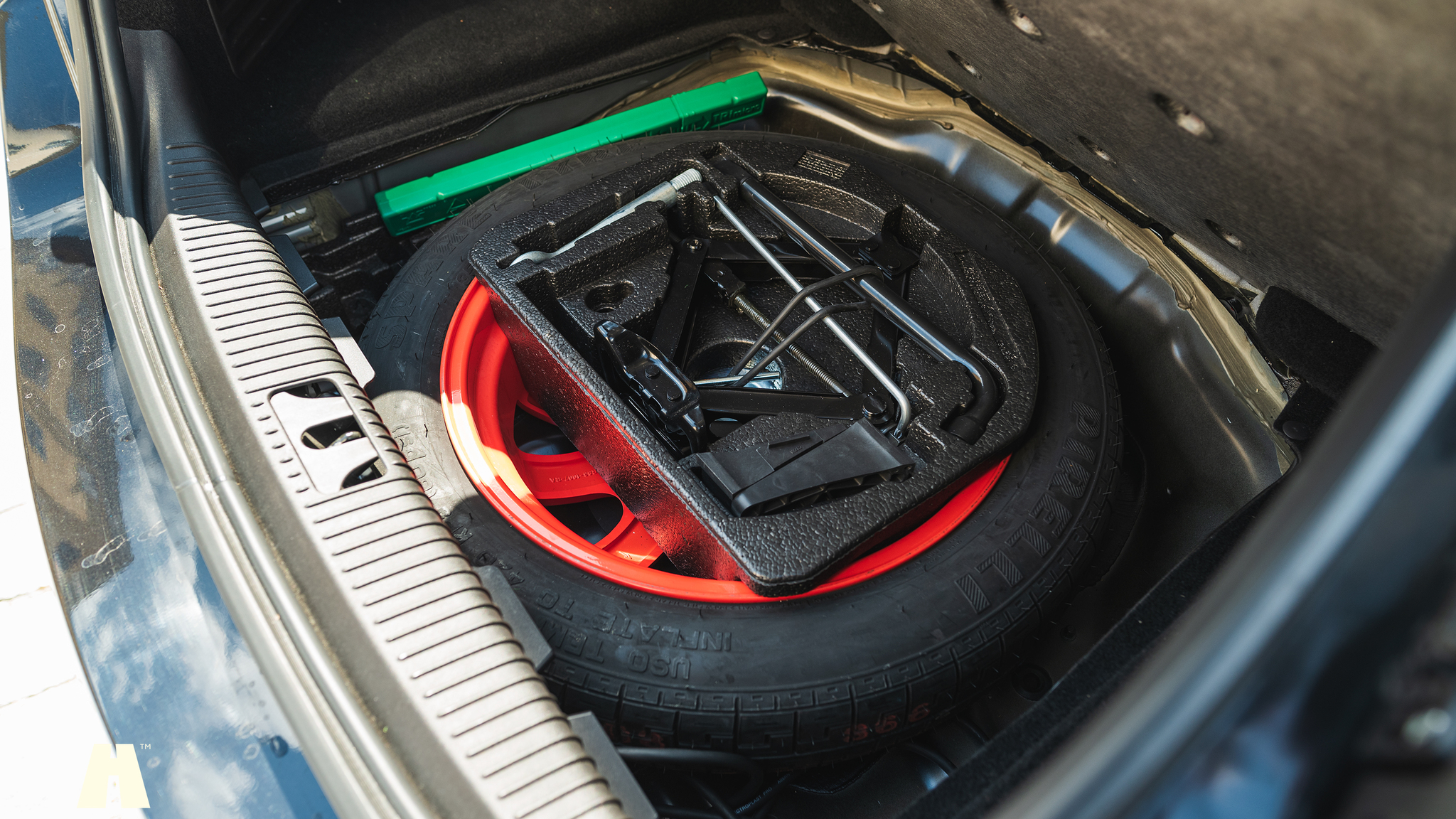 Innenraumfoto von 2008 Jaguar XKR (85)