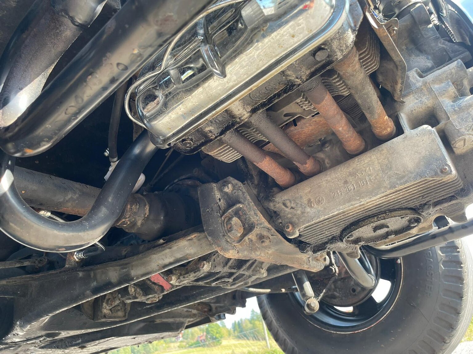 Image of 1968 Volkswagen Beach Buggy mechanics