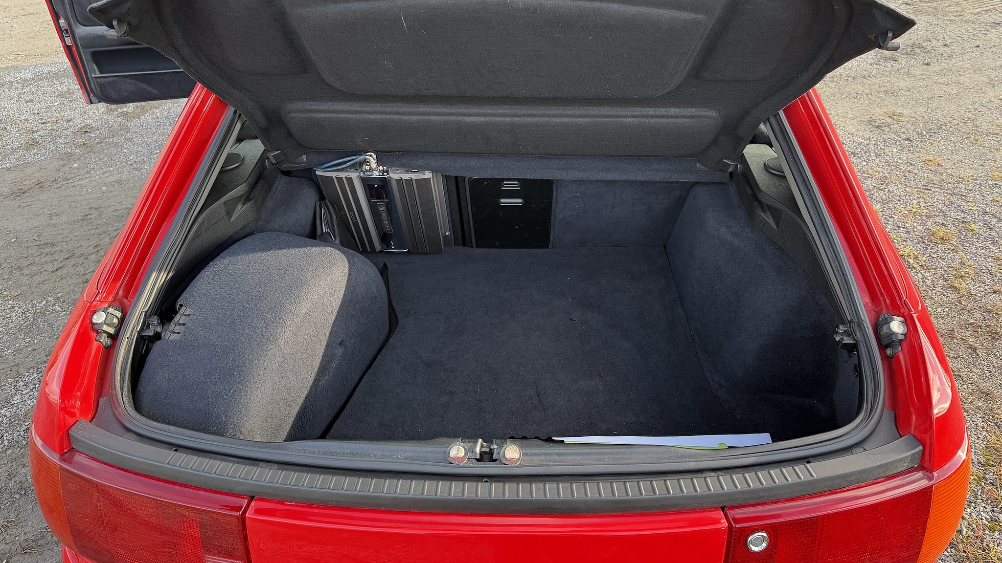 Innenraumfoto von 1992 Audi quattro S2 Abt C5