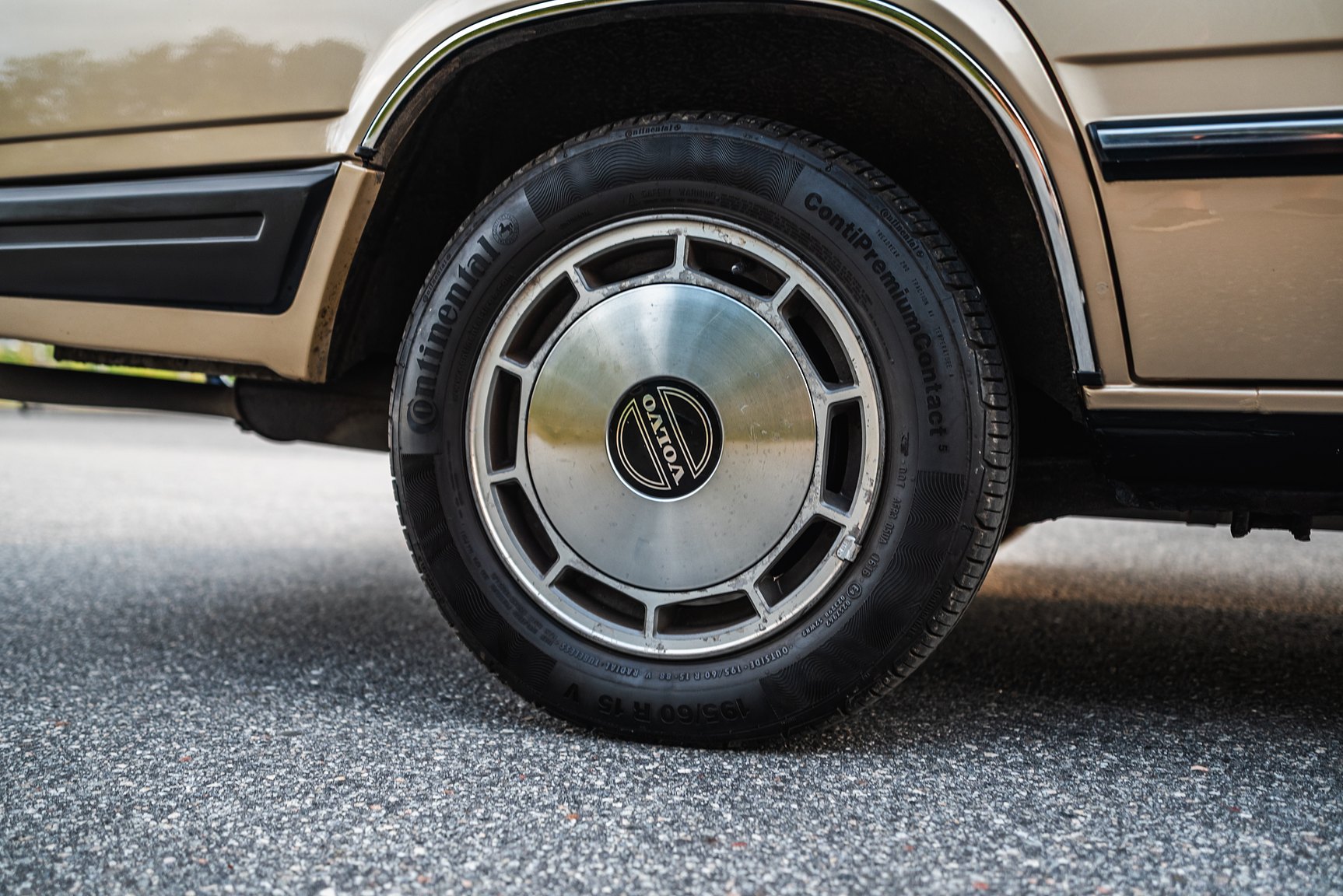 Exterior image of 1986 Volvo 760 GLE 2.8 V6 Automatisk