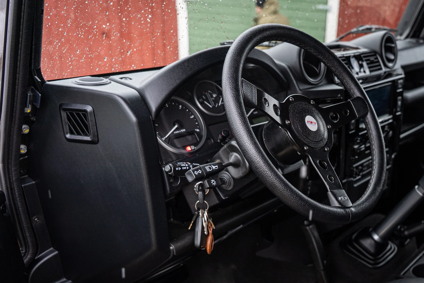 Innenraumfoto von 2015 Land Rover Defender 90 Special (4)