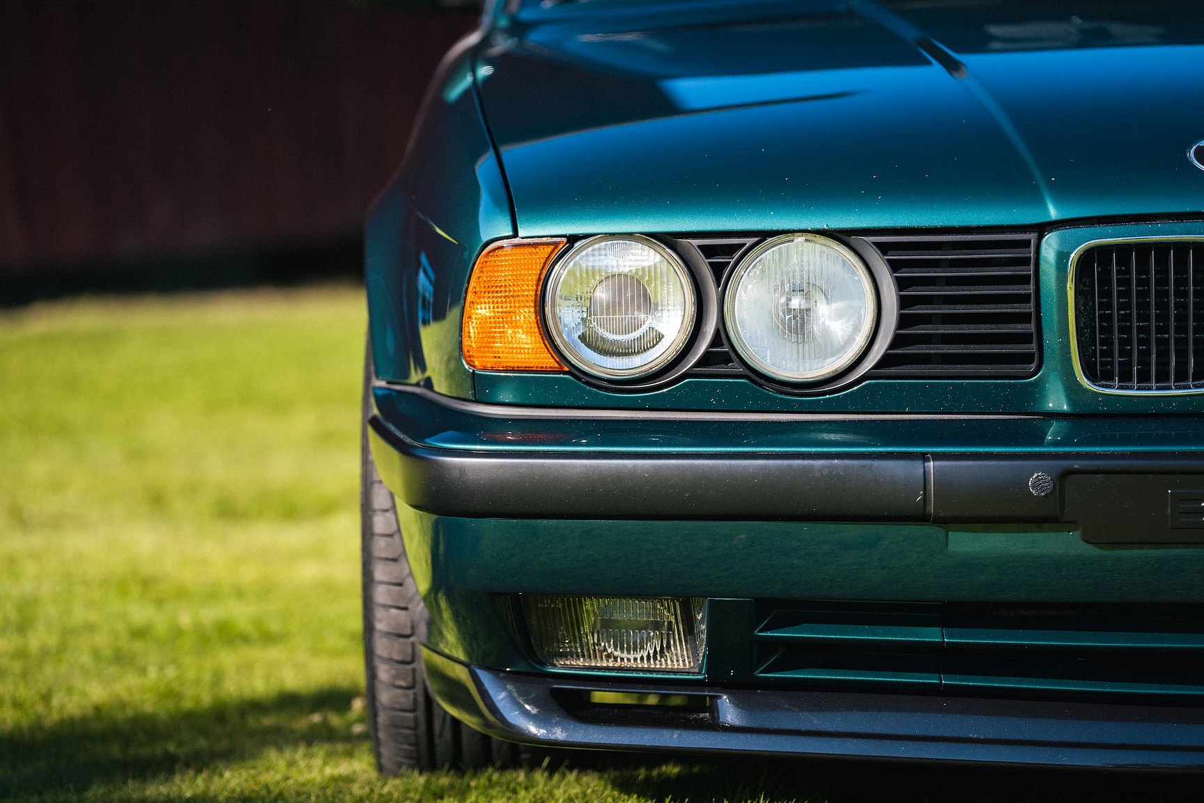Exterior image of 1993 BMW 525 tds "No Reserve Auction"