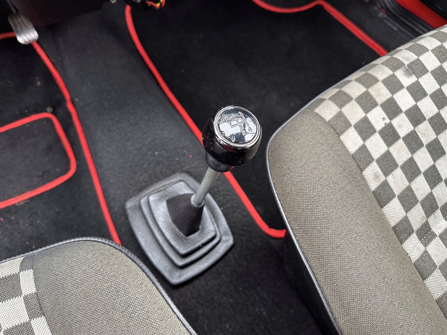 Innenraumfoto von 1983 Volkswagen Polo CL (15)