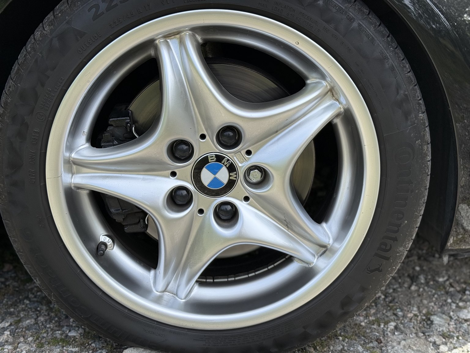 Exterior image of 1999 BMW Z3 M Coupé