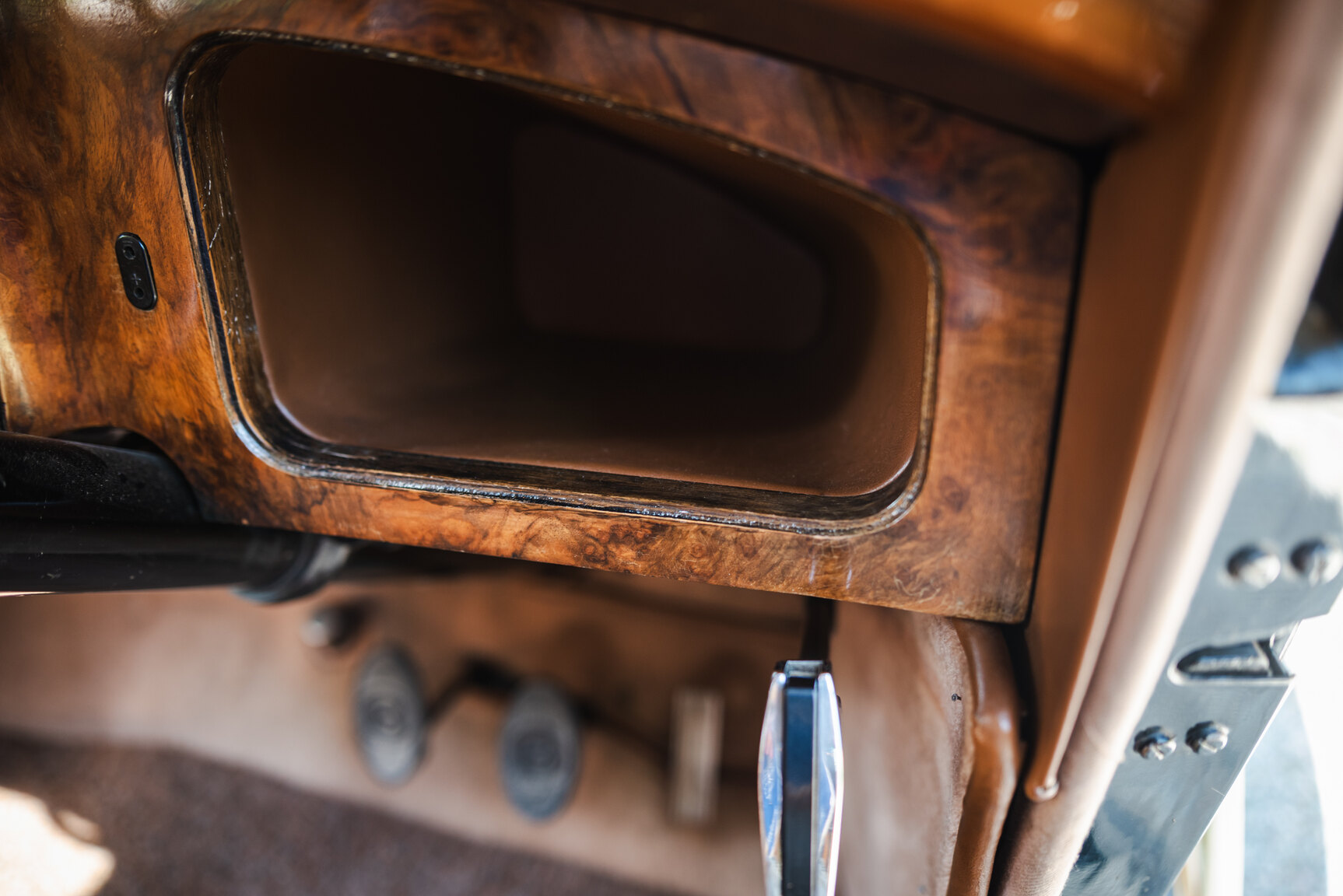 Interior image of 1950 Bentley 4 1/4 Litre