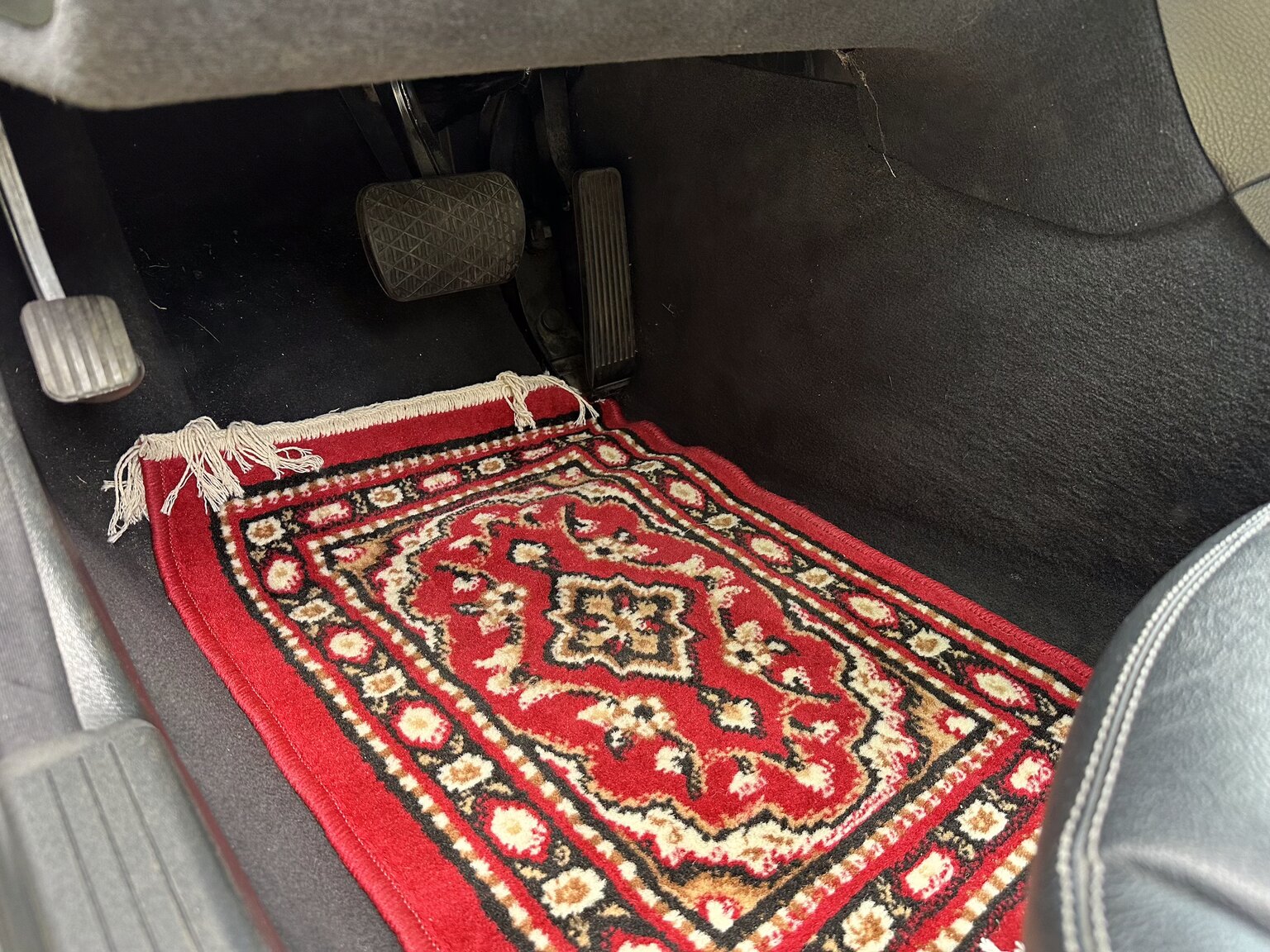 Innenraumfoto von 2003 Mercedes CLK 500