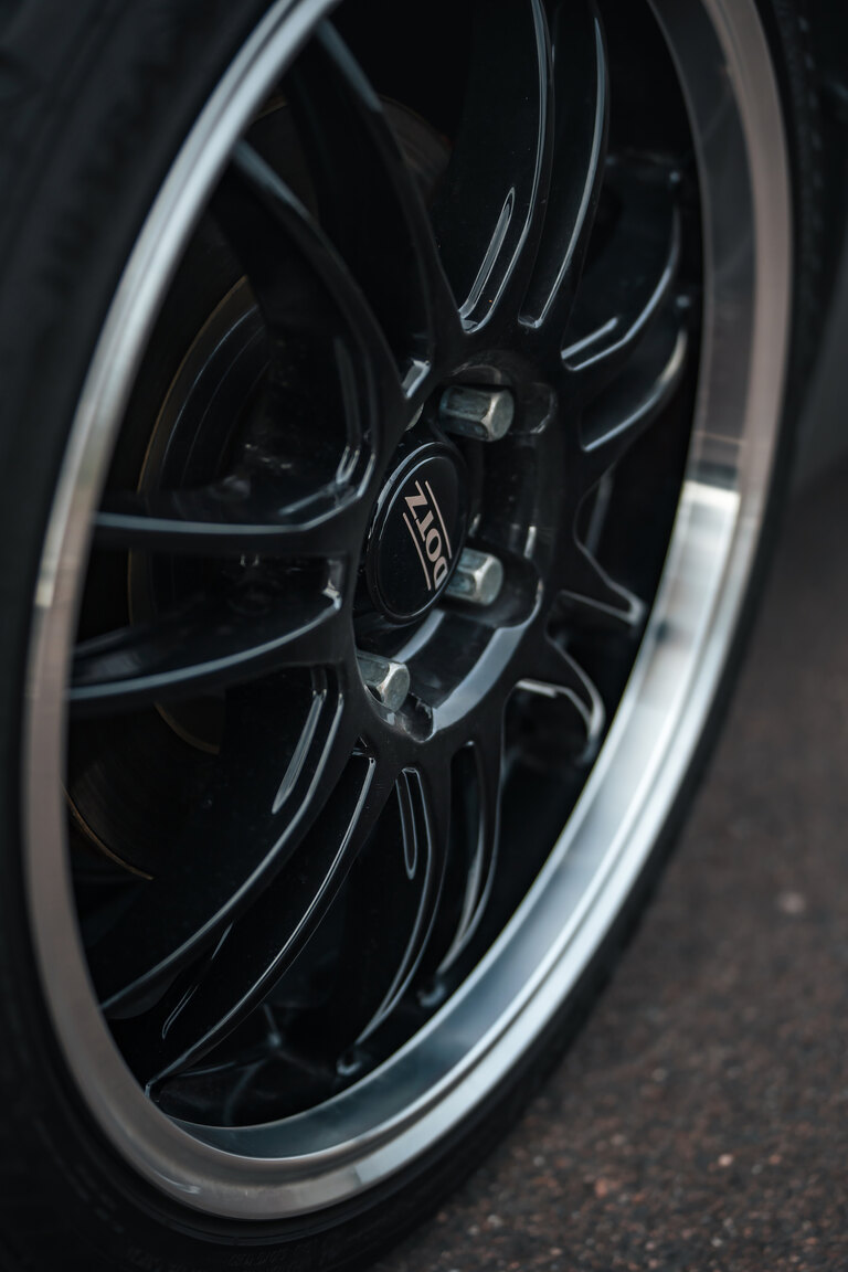 Exterior image of 2000 Honda S2000 AP1