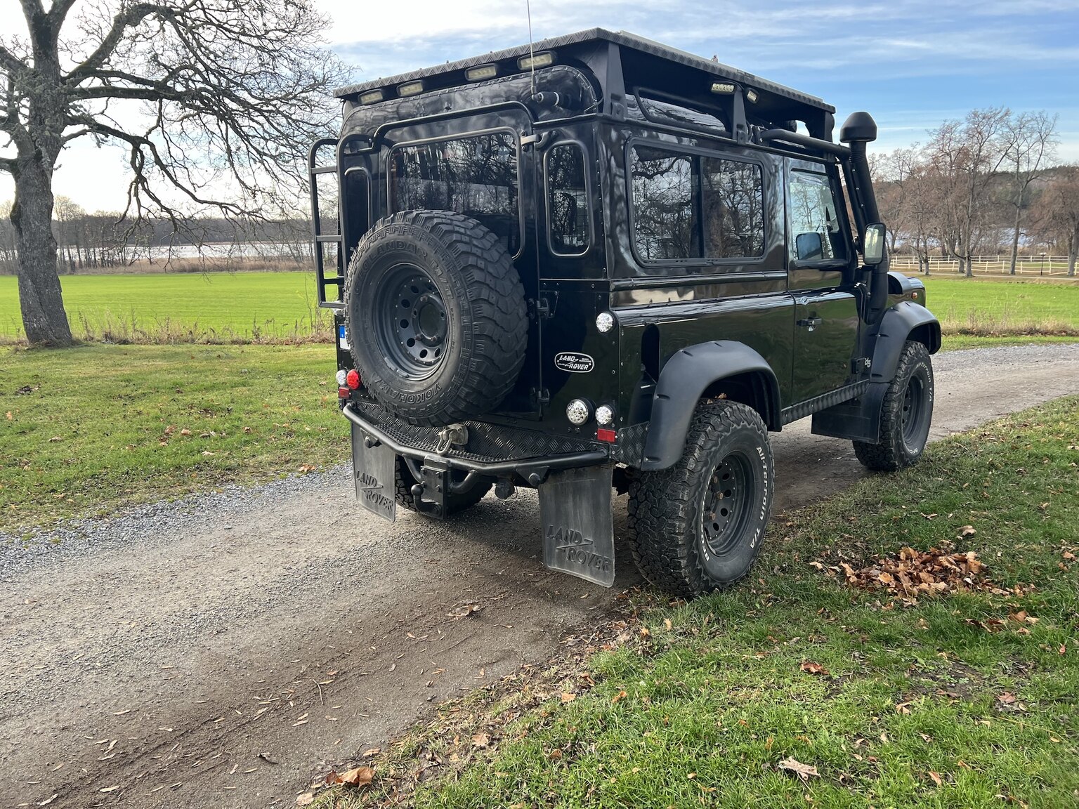 Exteriörbild på 2002 Land Rover Defender 90 2.5 Td5
