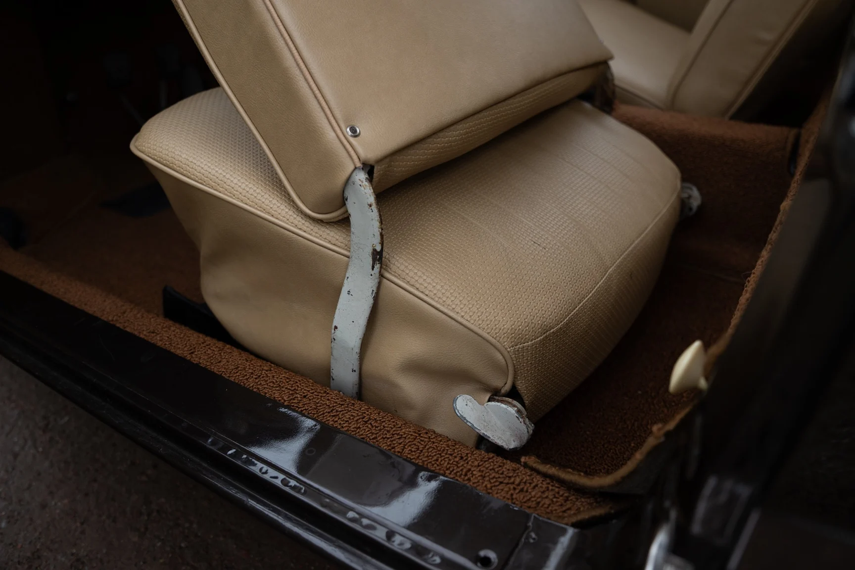 Innenraumfoto von 1962 Volkswagen 1200 Karmann Coupe (27)