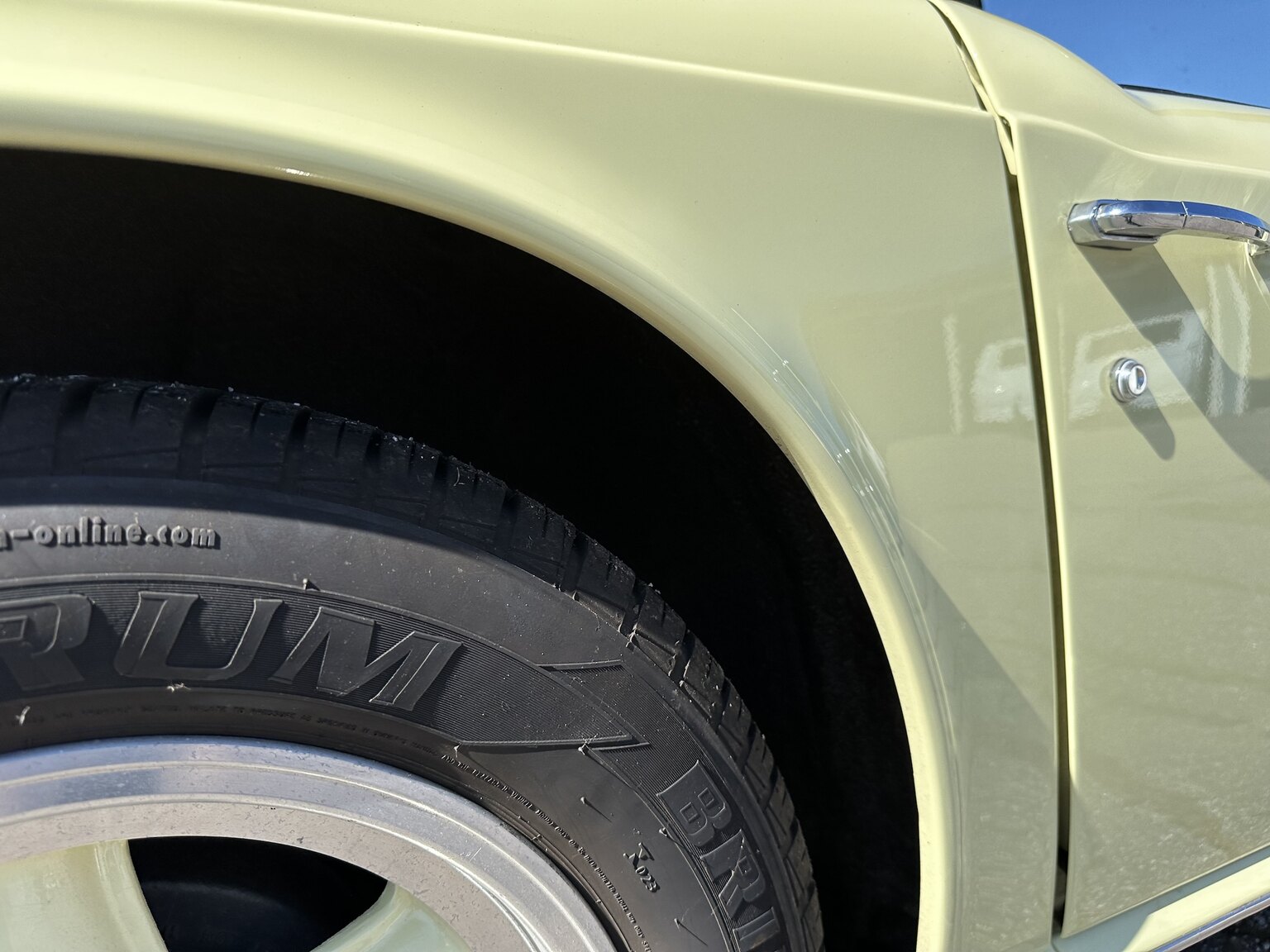 Exteriörbild på 1971 Triumph TR6