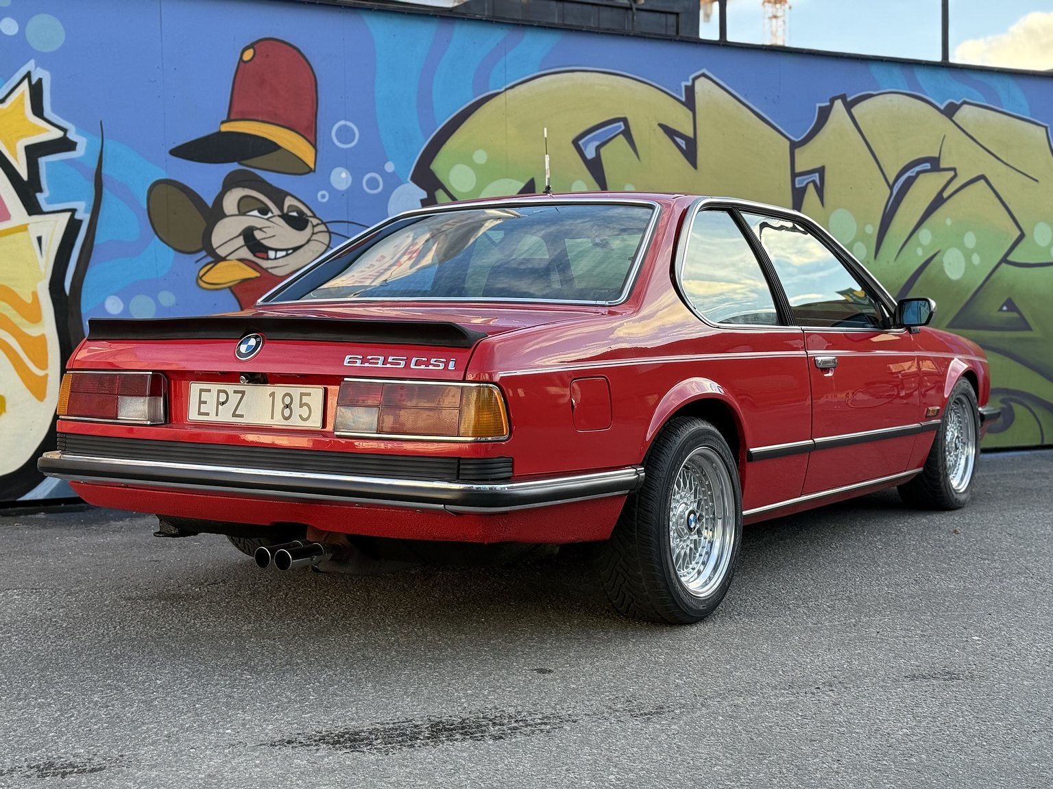 Exteriörbild på 1984 BMW 635CSi