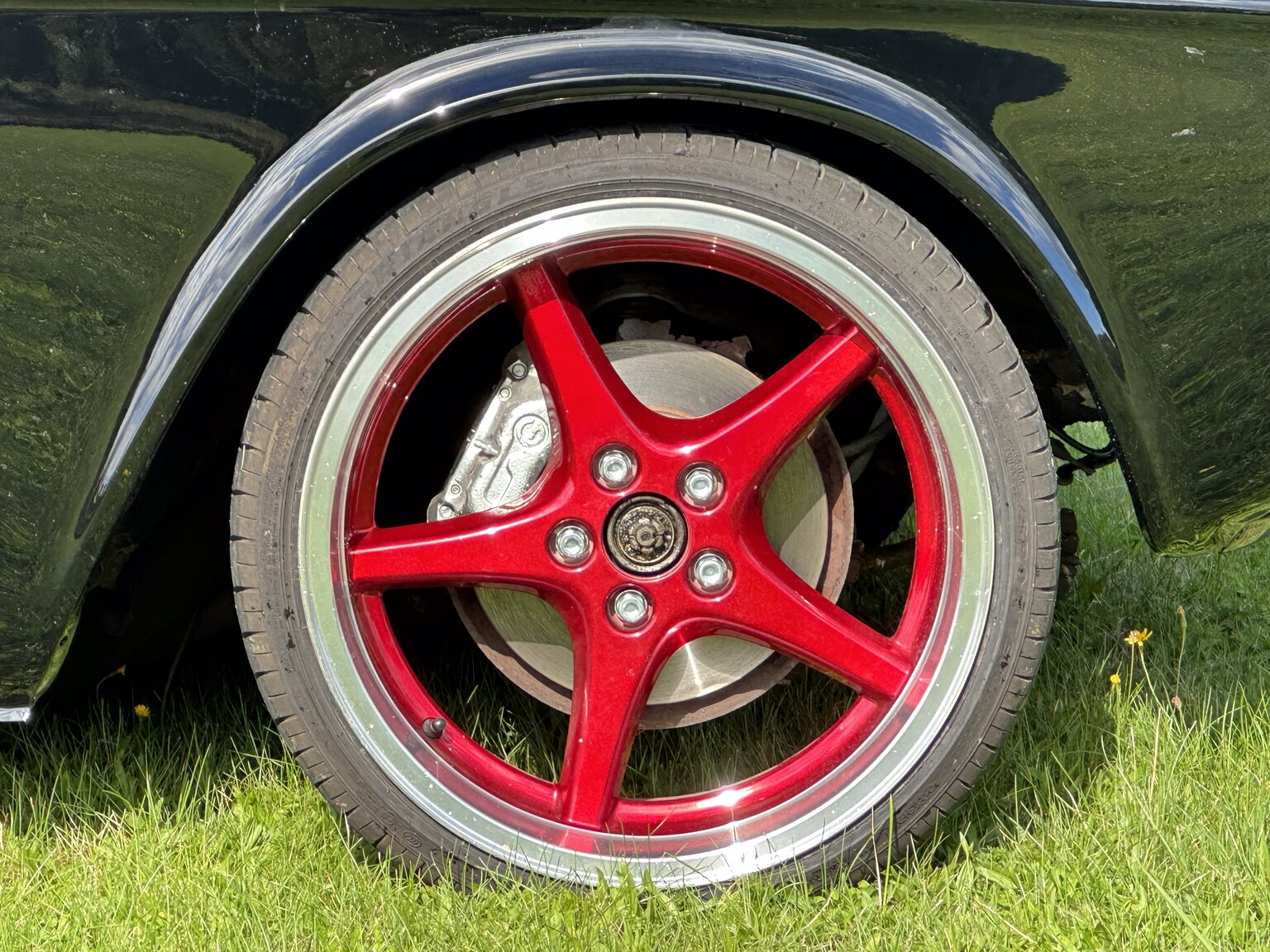 Aussenfoto 1969 Volvo 144 custom