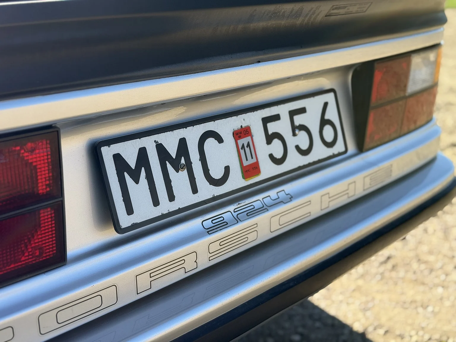 Exterior image of 1979 Porsche 924  (29)