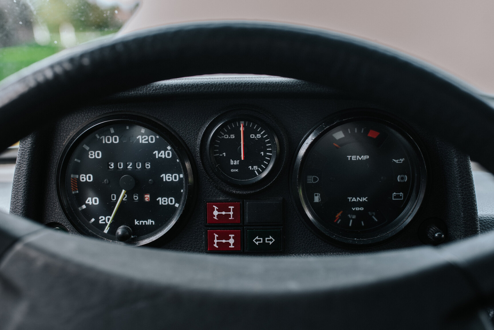 Innenraumfoto von 1989 Mercedes-Benz 300 GD