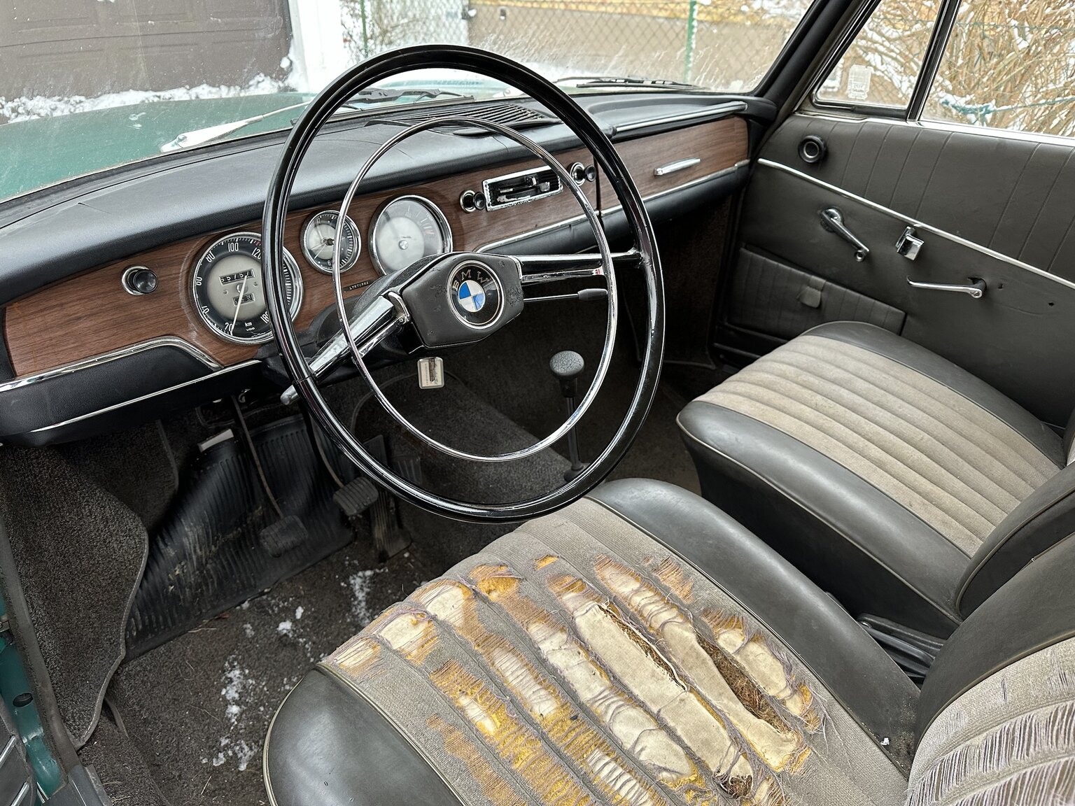 Interior image of 1965 BMW 1600