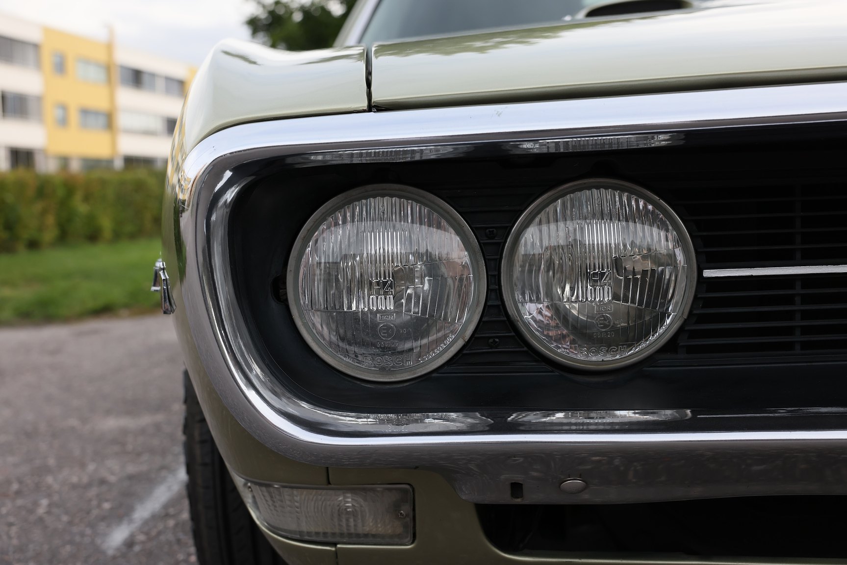Exterior image of 1968 Pontiac Firebird 400 Ram Air