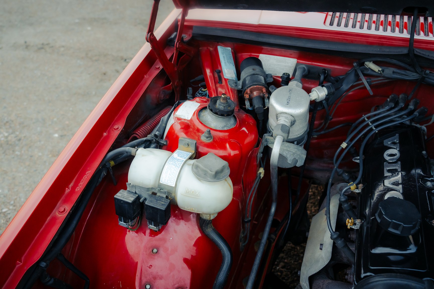 Image of 1990 Volvo 740 GL mechanics