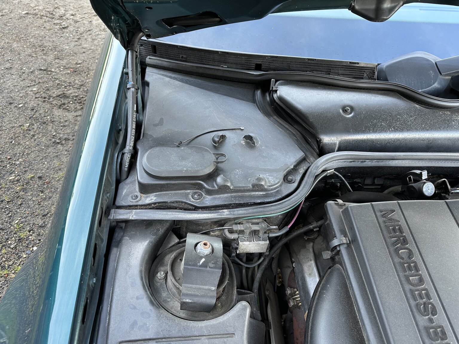 Image of 1995 Mercedes-Benz SL 500 mechanics